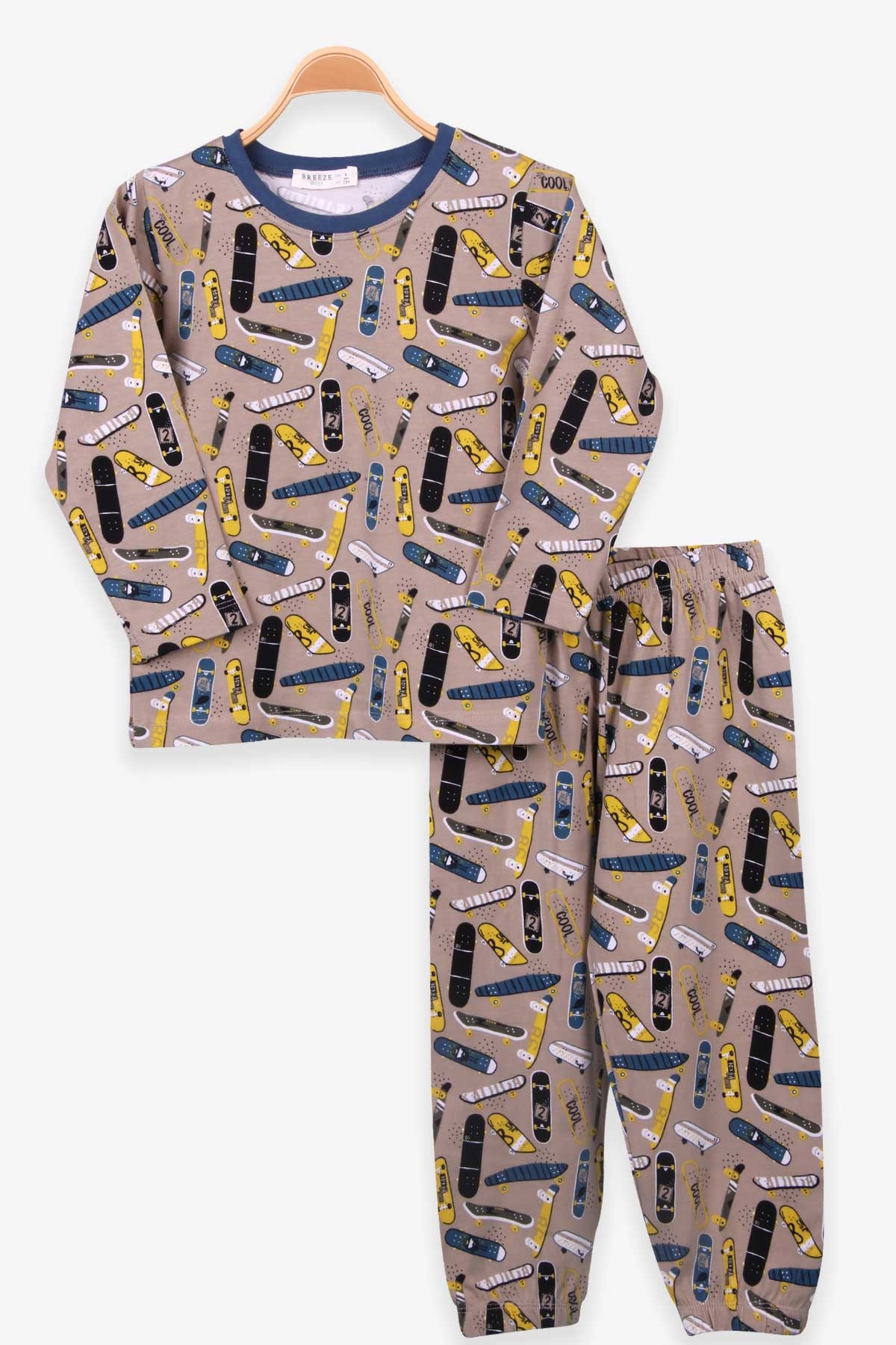 Breeze Erkek Çocuk Pijama Takımı Kaykay Desenli Bej (4-8 Yaş)
