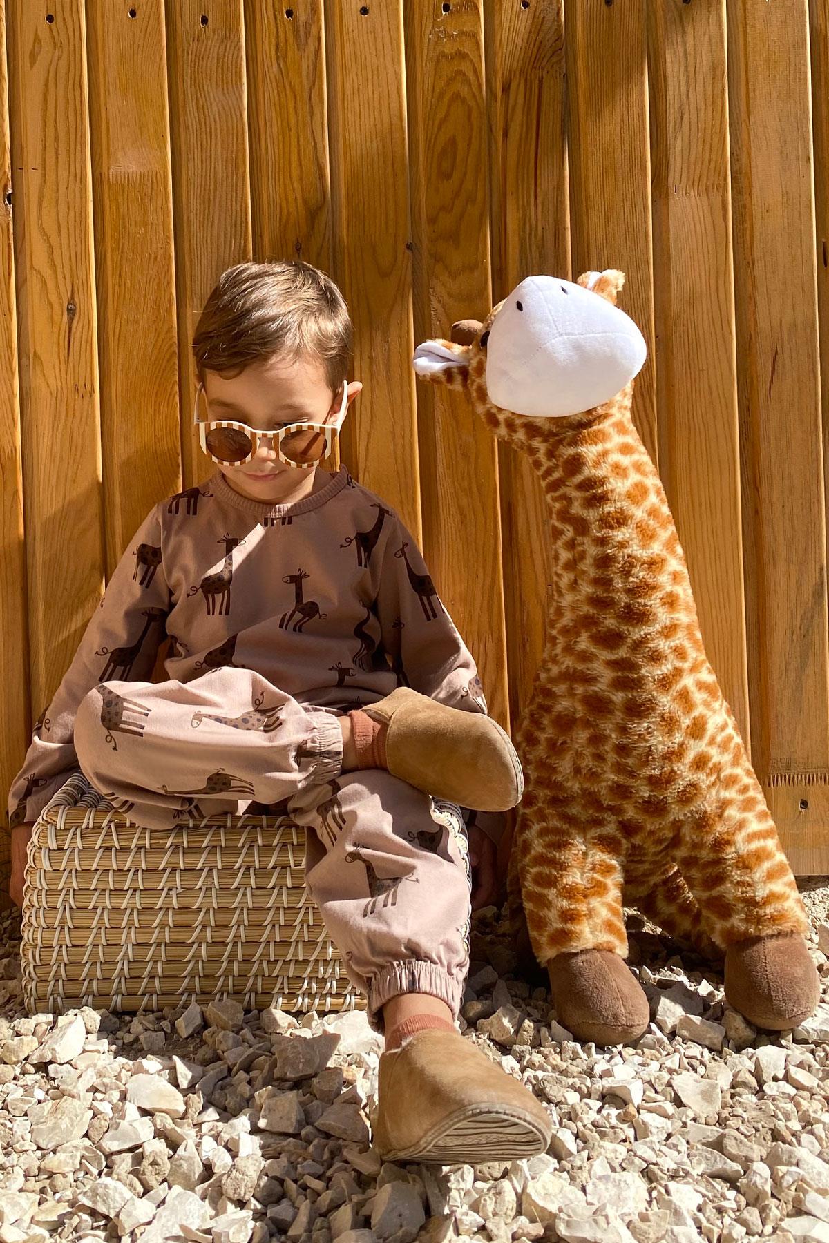 Breeze Erkek Çocuk Pijama Takımı Sevimli Zürafa Desenli Vizon (1 Yaş)
