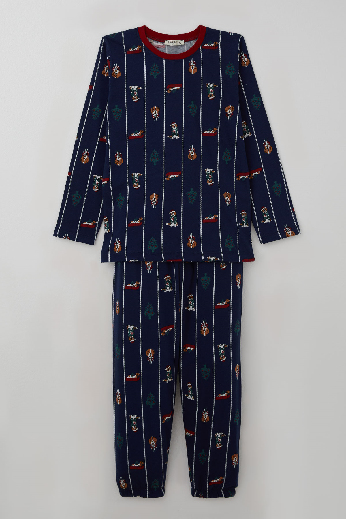 Breeze Erkek Çocuk Pijama Takımı Yılbaşı Temalı Sevimli Köpekçik Desenli Lacivert (4-8 Yaş)