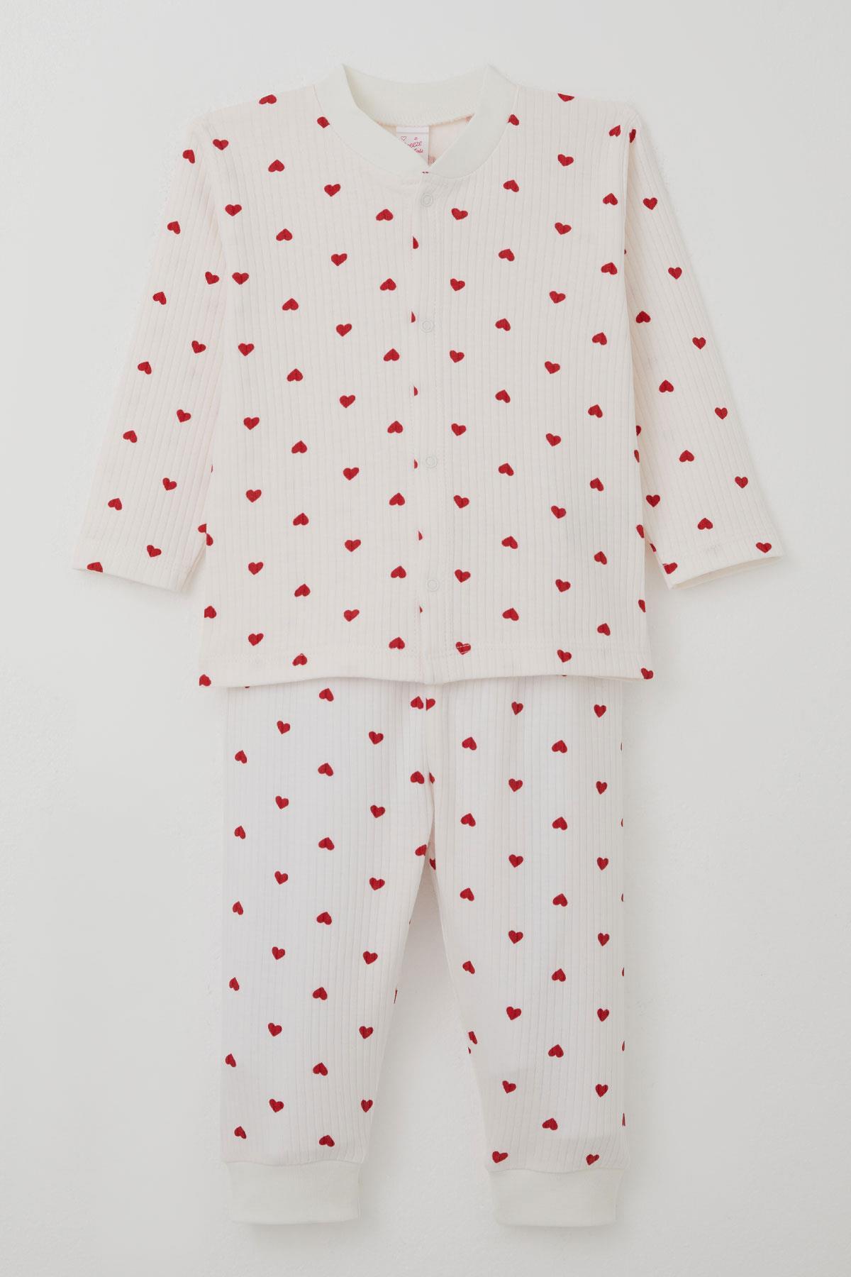 Breeze Kız Bebek Pijma Takımı Kalp Desenli Önden Çıtçıtlı Ekru (4 Ay-1 Yaş)