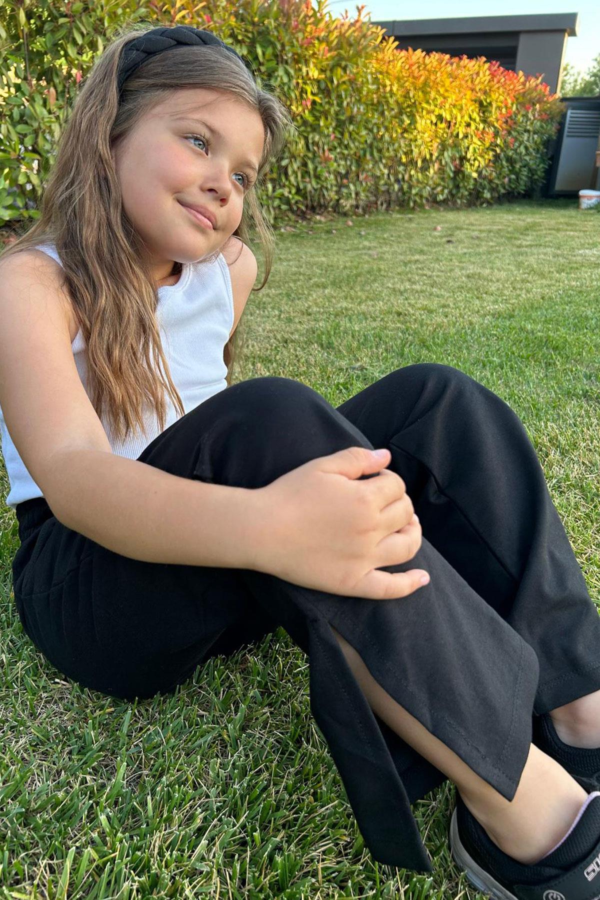 Breeze Kız Çocuk Eşofman Altı Paçası Yırtmaçlı Siyah (8-10 Yaş)