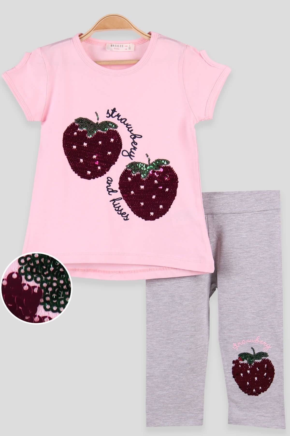 Breeze Kız Çocuk Kapri Taytlı Takım Çileği Pullu  Pembe (3-8 Yaş)