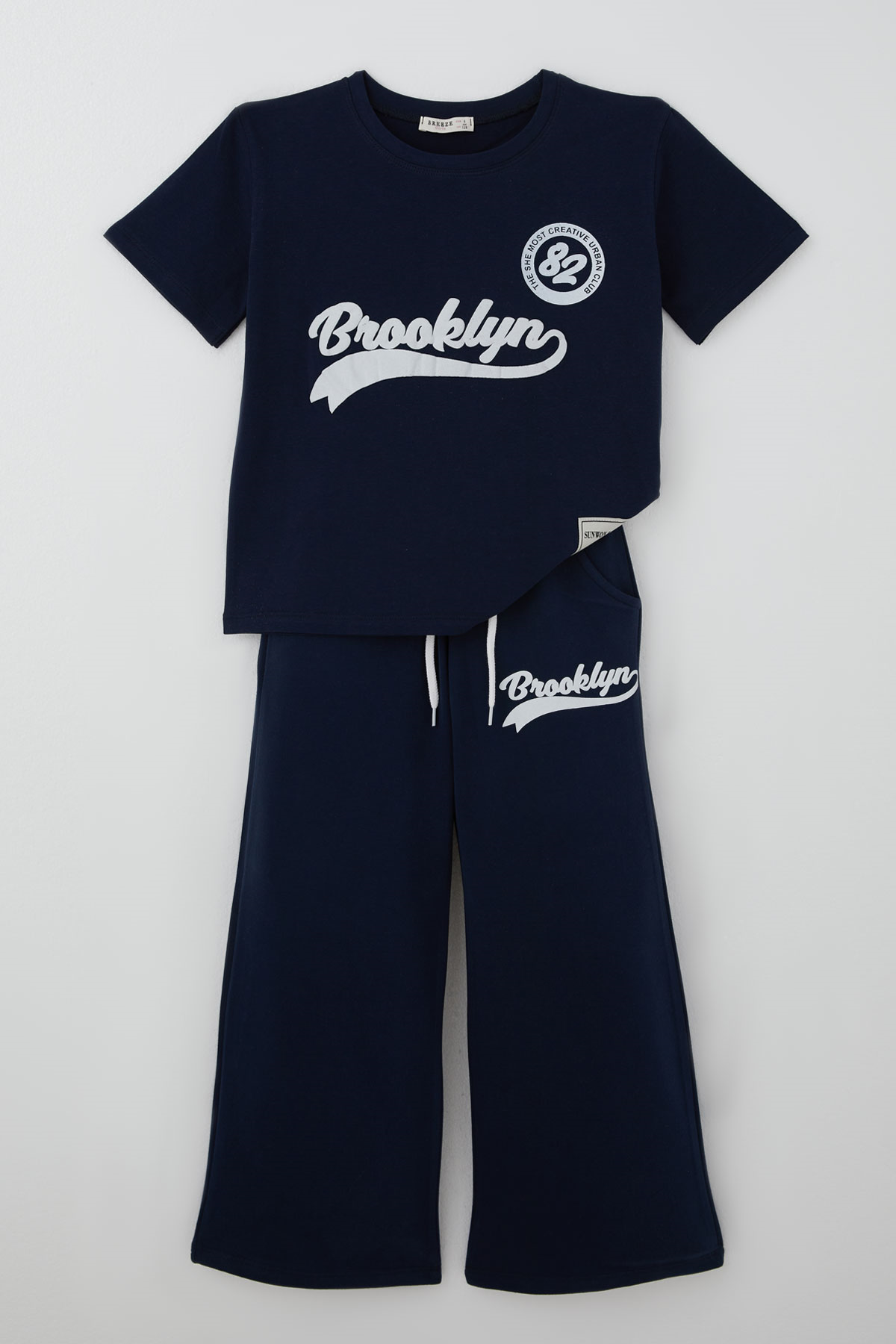 Breeze Kız Çocuk Pantolonlu Takım Brooklyn Yazı Baskılı Bağcıklı Lacivert (8-14 Yaş)