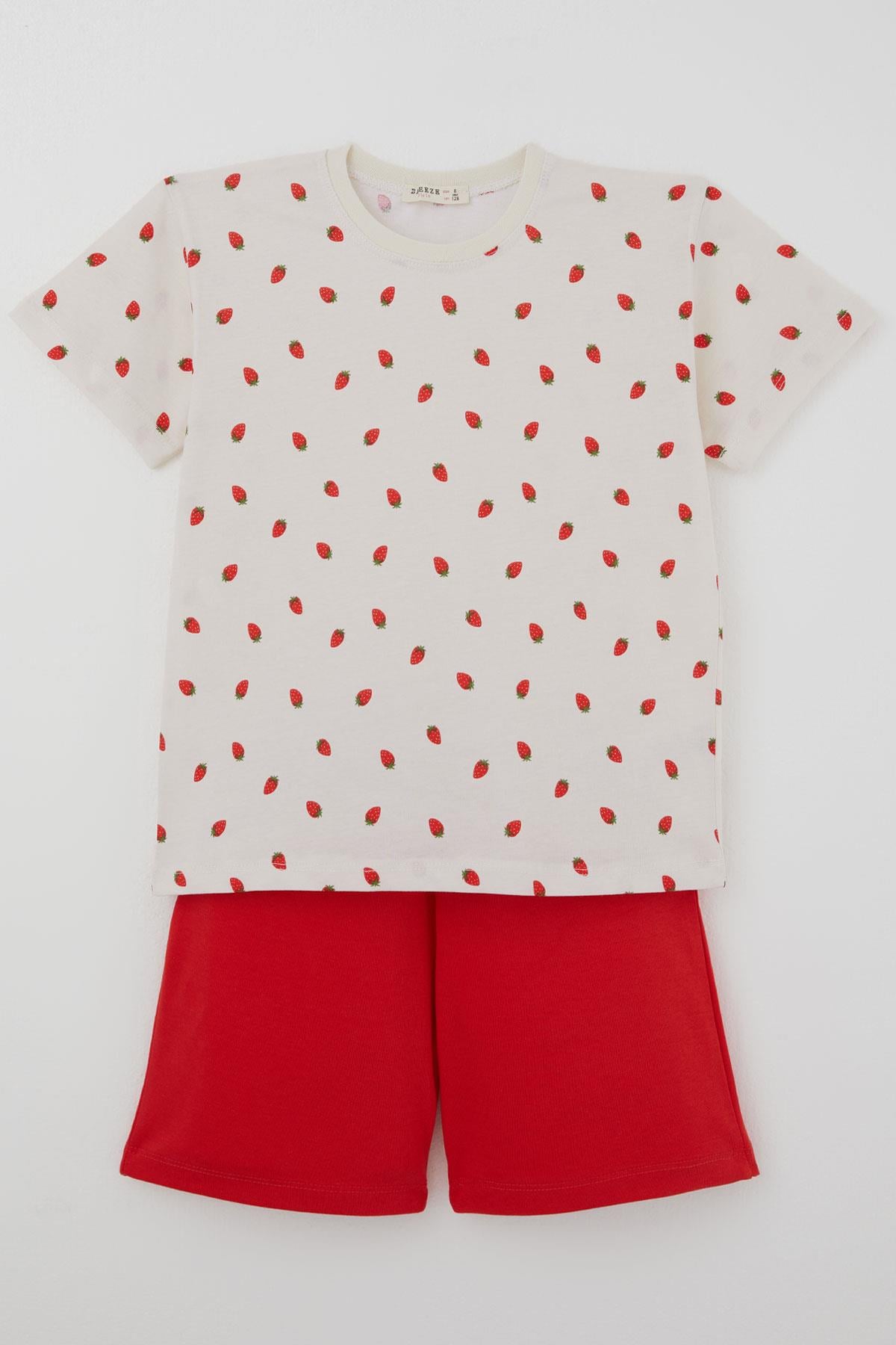 Breeze Kız Çocuk Şortlu Pijama Takımı Çilek Desenli Krem (4-8 Yaş)