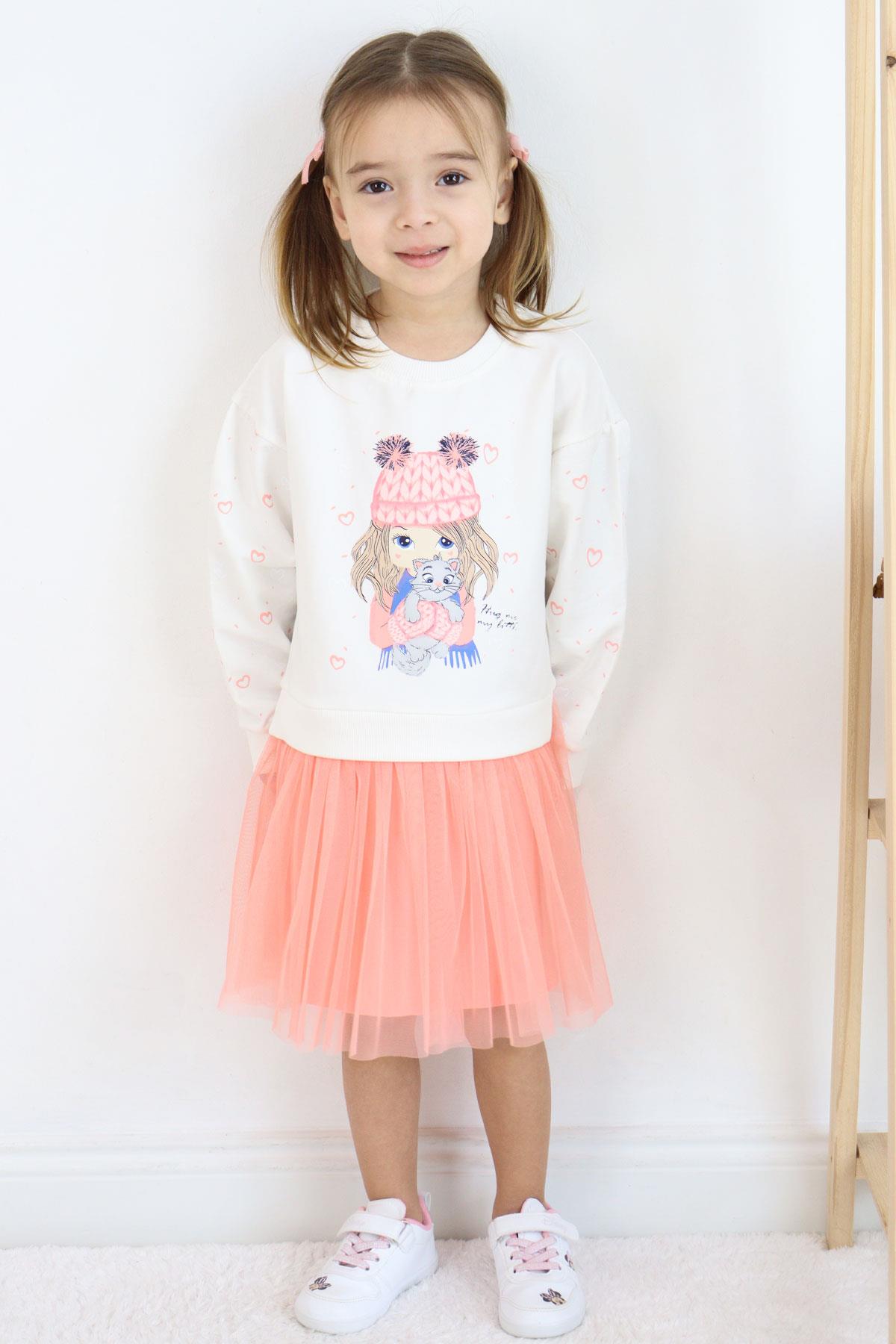 Breeze Kız Çocuk Uzun Kollu Elbise Arkadaş Temalı Kolları Kalp Desenli Ekru (2-6 Yaş)