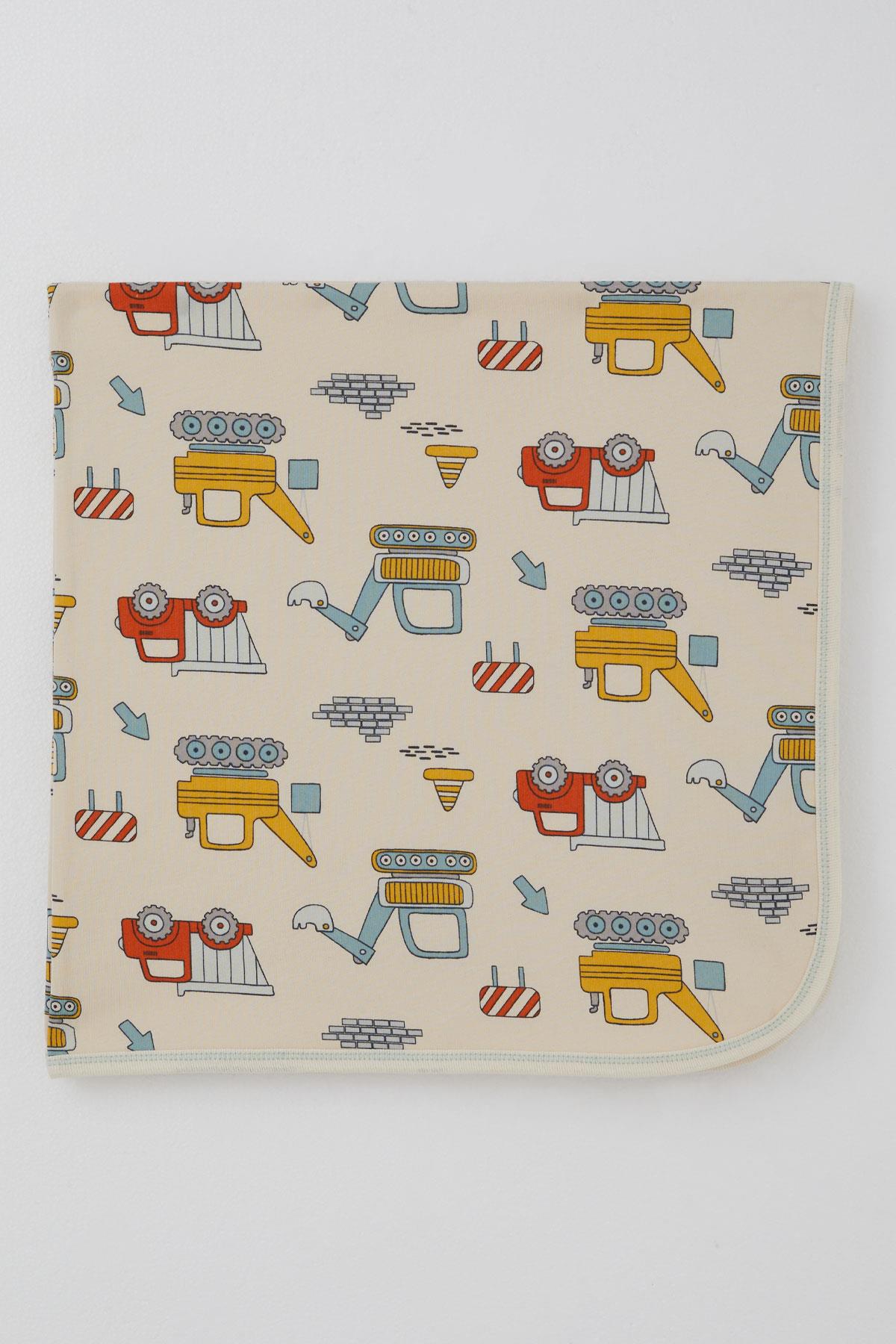 Breeze  Yenidoğan Bebek Battaniyesi İş Makinesi Desenli Bej (76 x 88 cm)