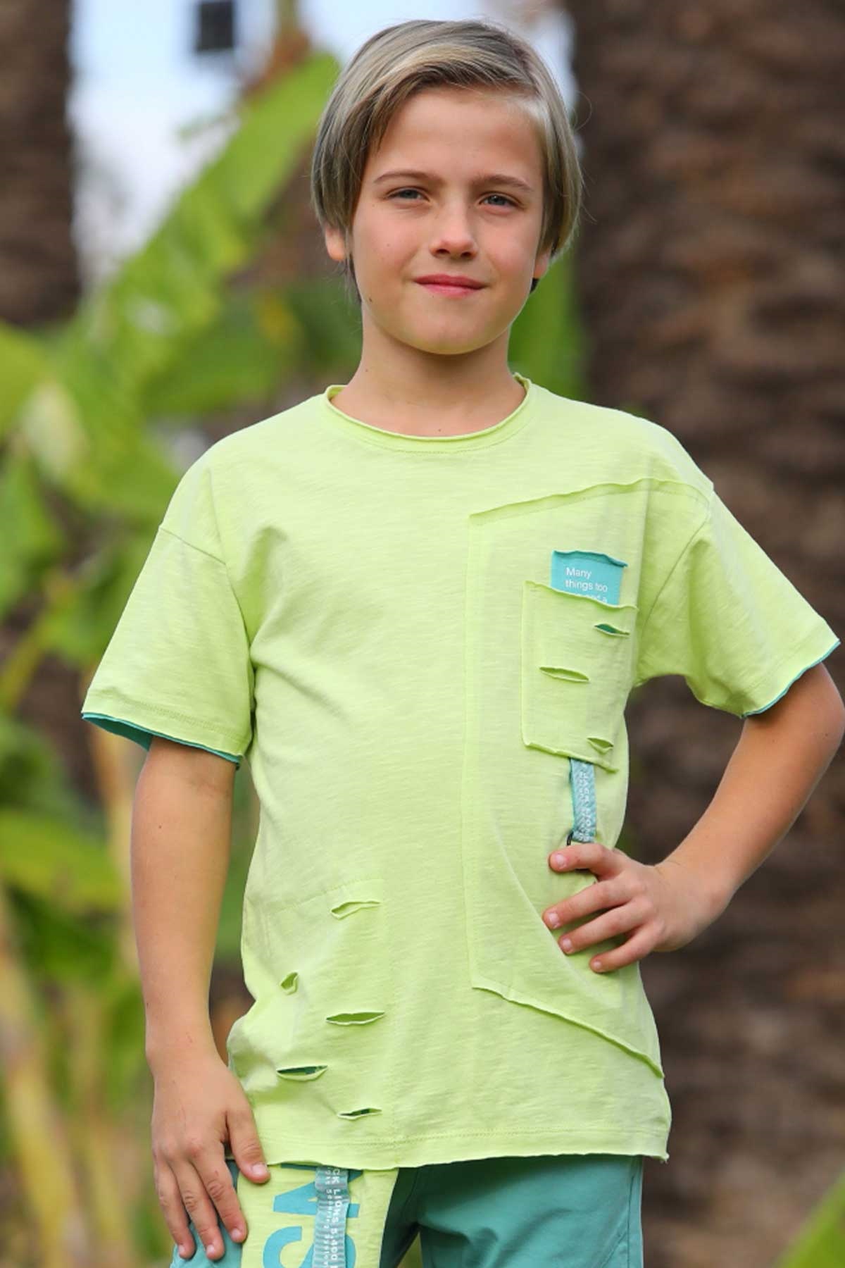 Erkek Çocuk Tişört Yırtık Detaylı Fıstık Yeşili 16 Yaş - Yazlık Tişört  Modelleri | Breeze