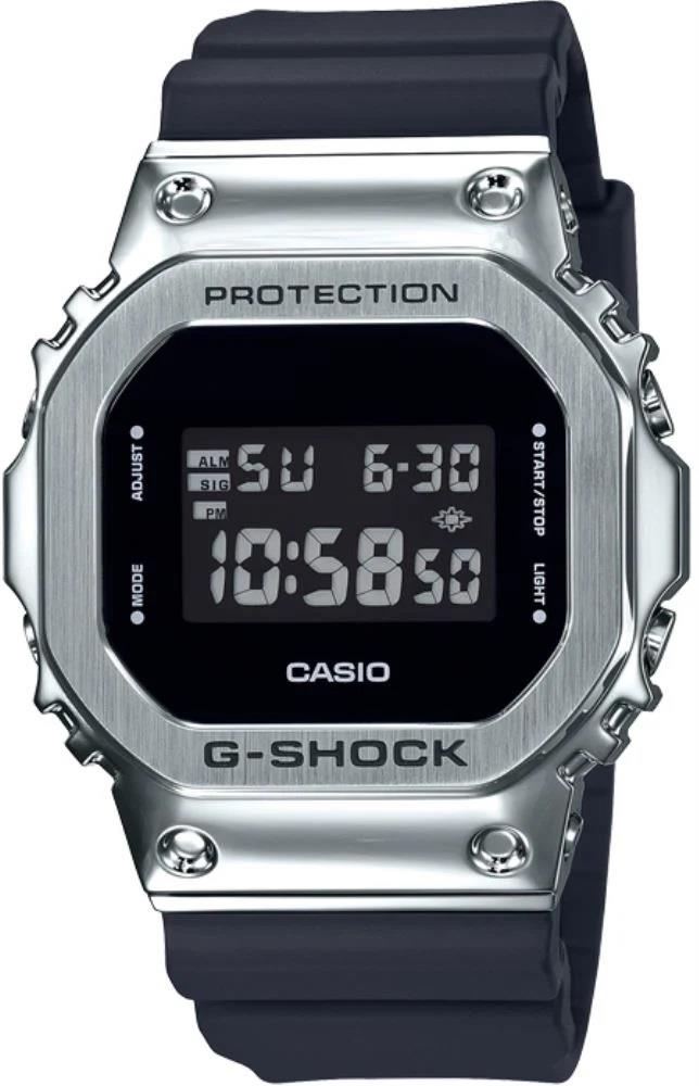 CasioGM-5600-1DRCasio GM-5600-1DR Erkek Kol Saati