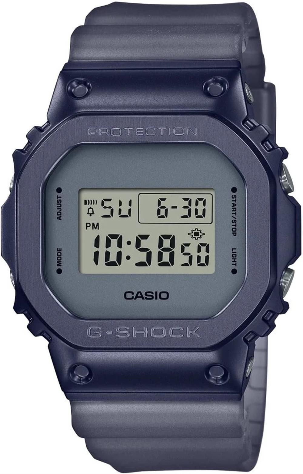 CasioGM-5600MF-2DRCasio GM-5600MF-2DR Erkek Kol Saati
