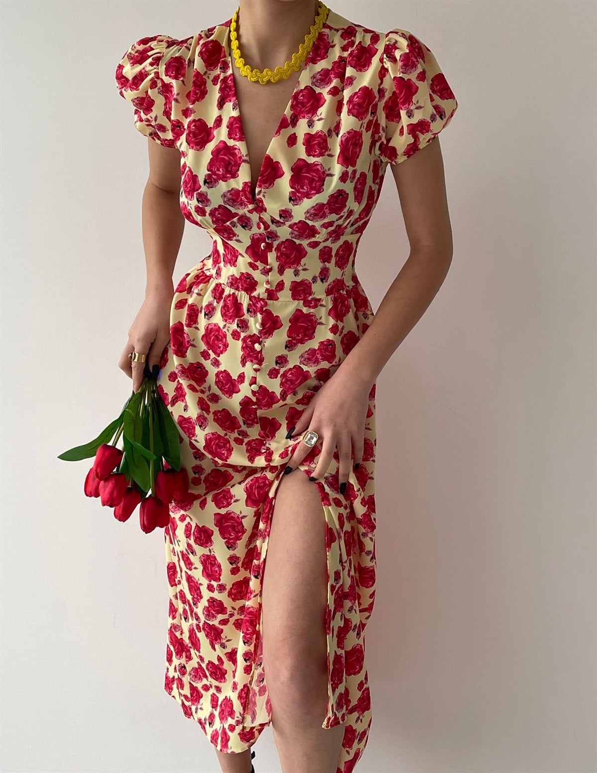 Düğmeli Yırtmaç Detay Elbise