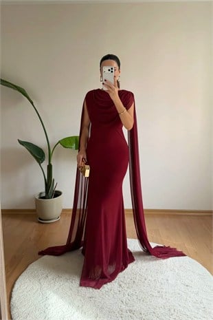 Degaje Yaka Şifon Pelerinli Maxi Abiye Elbise - Bordo
