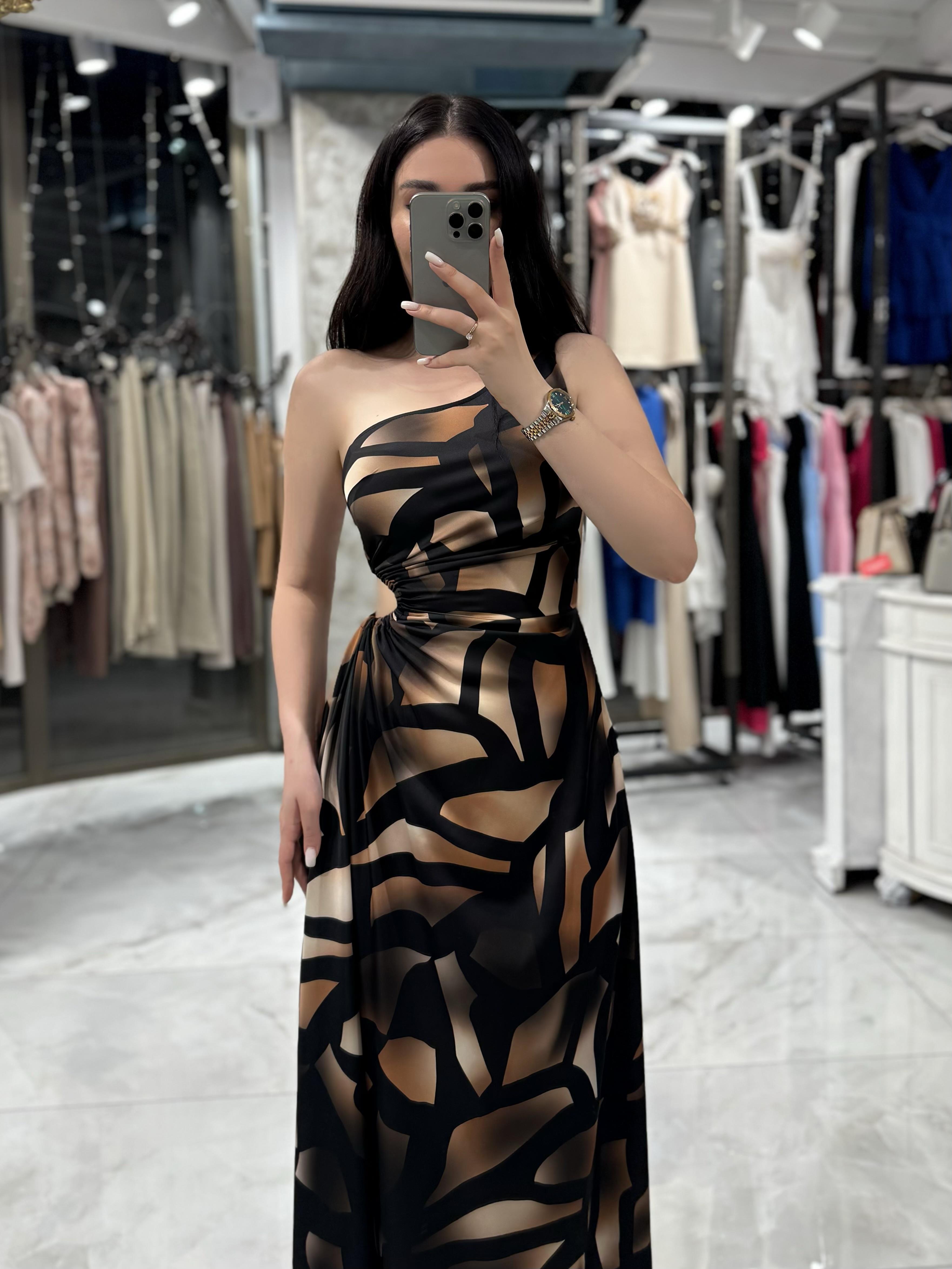 Bel Dekolteli Tek Omuzlu Desenli Maxi Boy Saten Elbise - KAHVERENGİ · 12