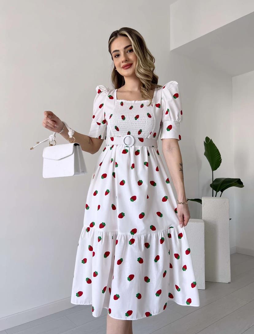 Göğüs Gipeli Balon Kol Çilek Desenli Kare Yaka Kemerli Midi Boy Elbise · 5