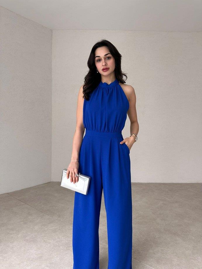Halter Yaka Kolsuz Drapeli Plazzo Model Belden Oturtmalı Cepli Bol Paça Uzun Tulum - SAKS MAVİ · 2