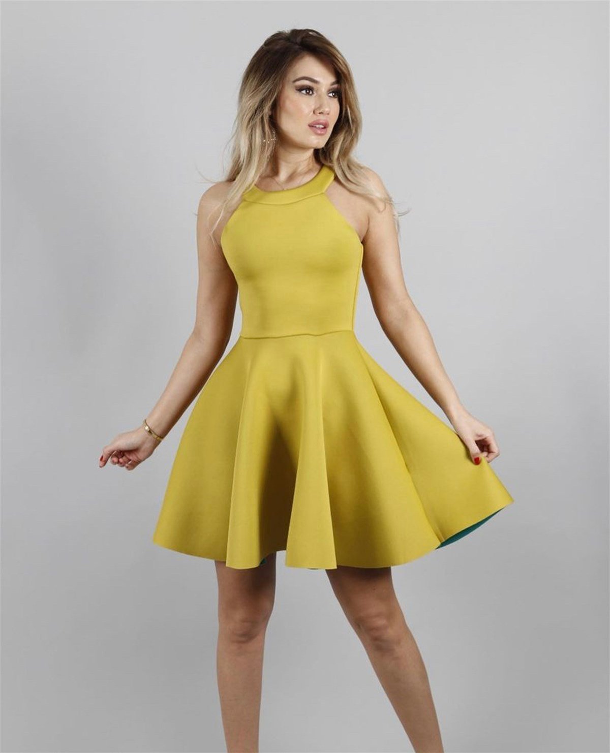 Halter Yaka Puf Kumaş Kiloş Elbise - FISTIK YEŞİLİ