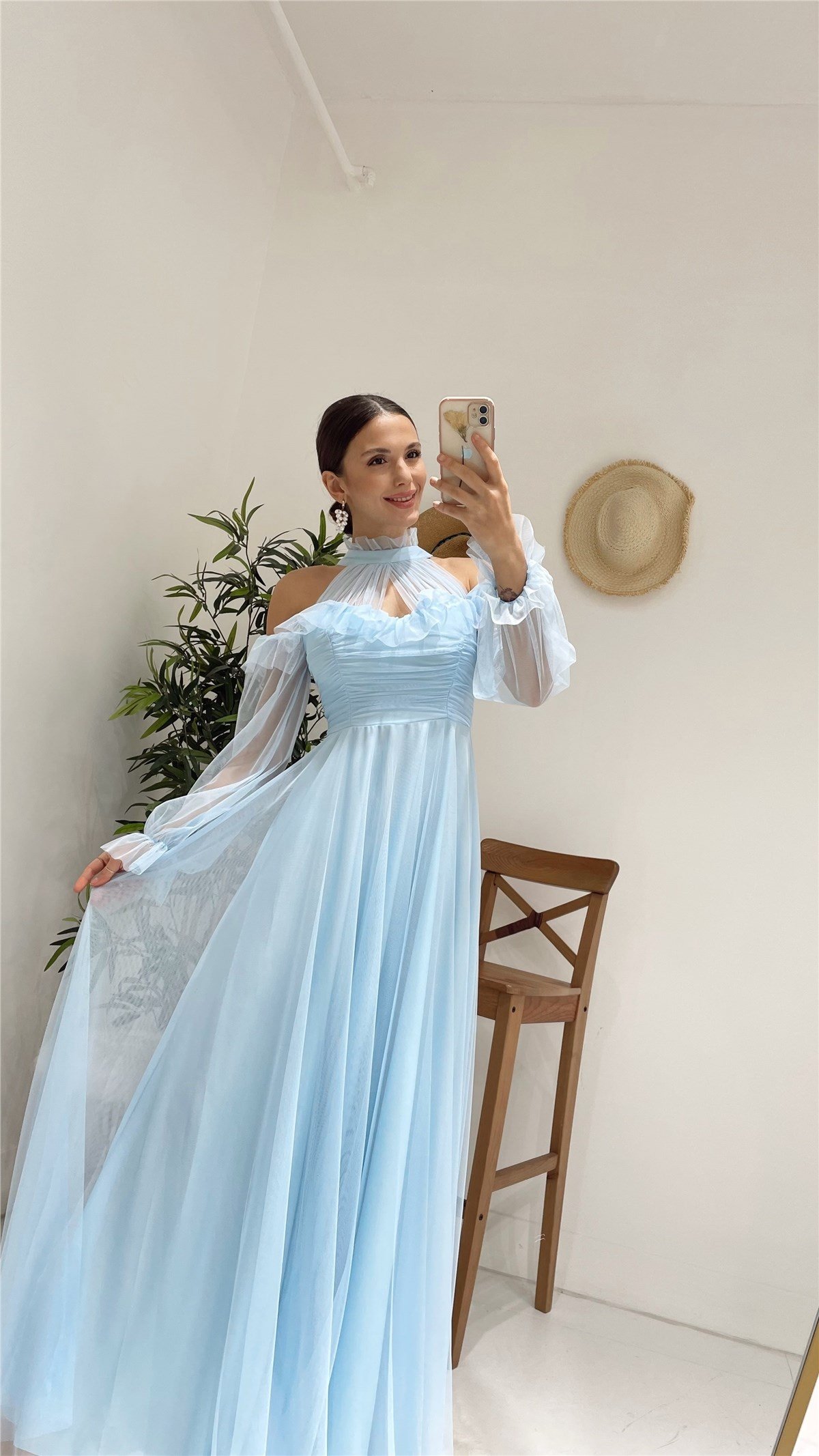 Omuz Detay Uzun Tül Tasarım Abiye - BEBEMAVİ