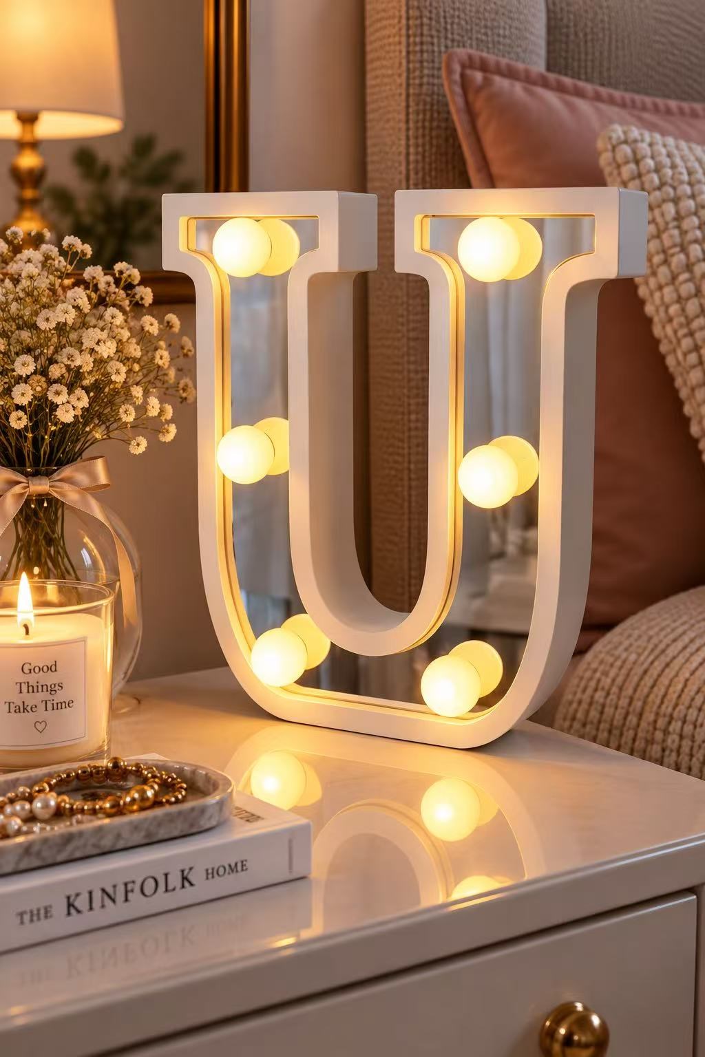 Harf Led U