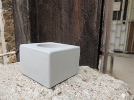 Beton Küp Mumluk