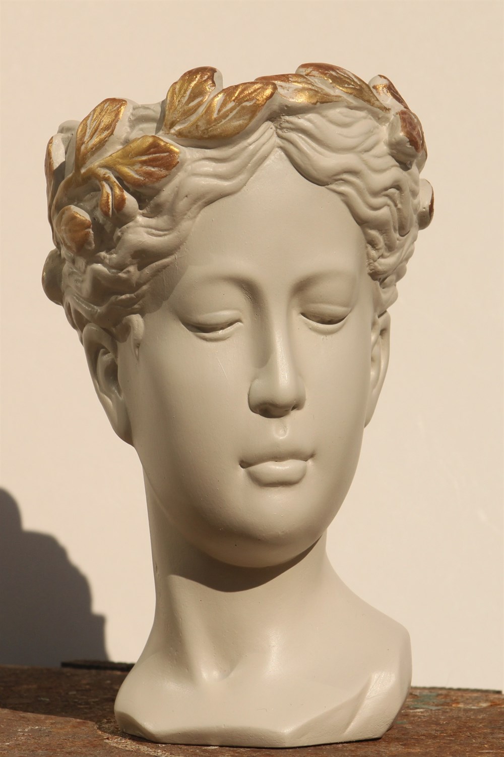 Antik Helen Kafası Beton El Yapımı Büst Saksı Ekru boyalı