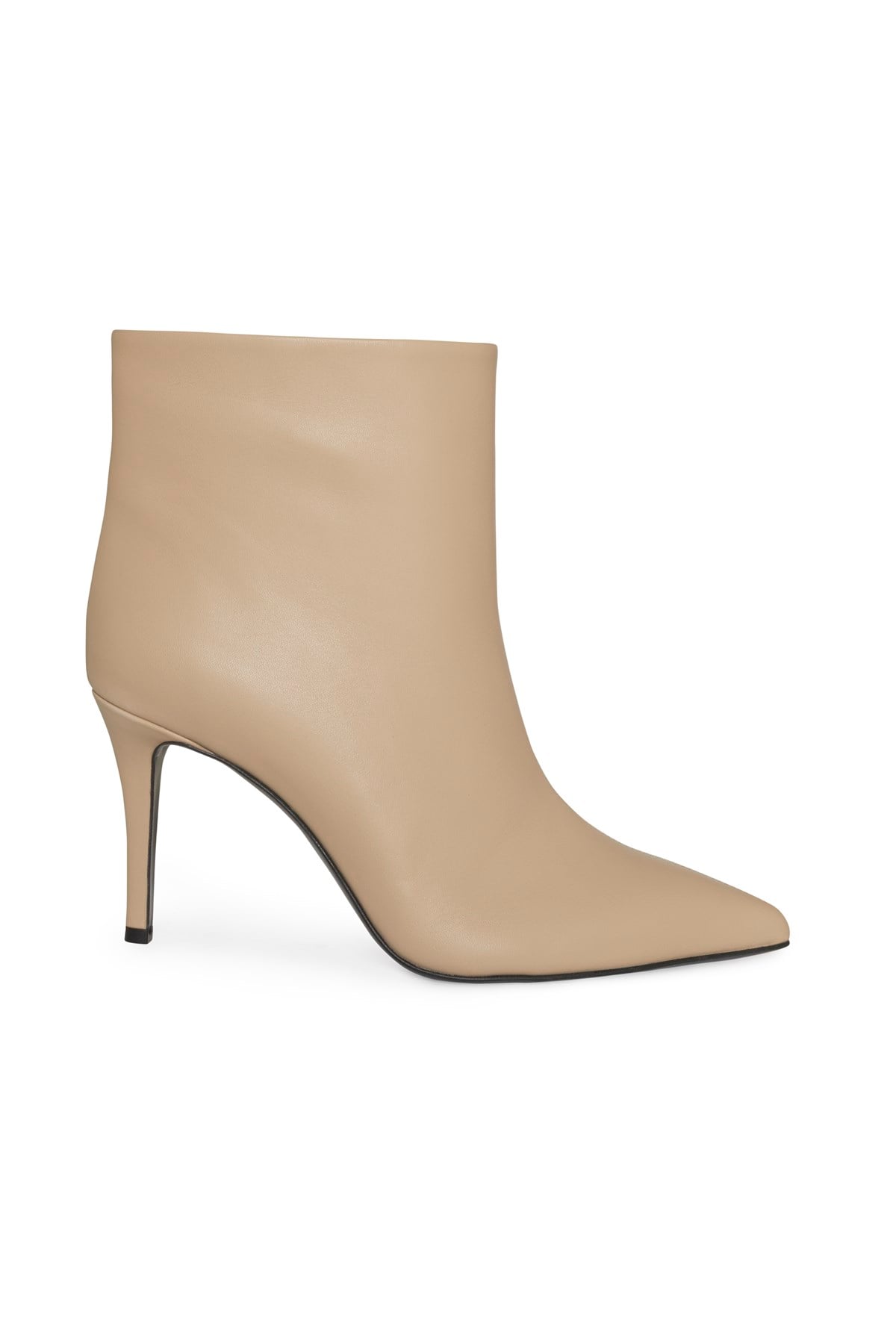 Bej Geniş Bilekli Topuklu Deri Bot