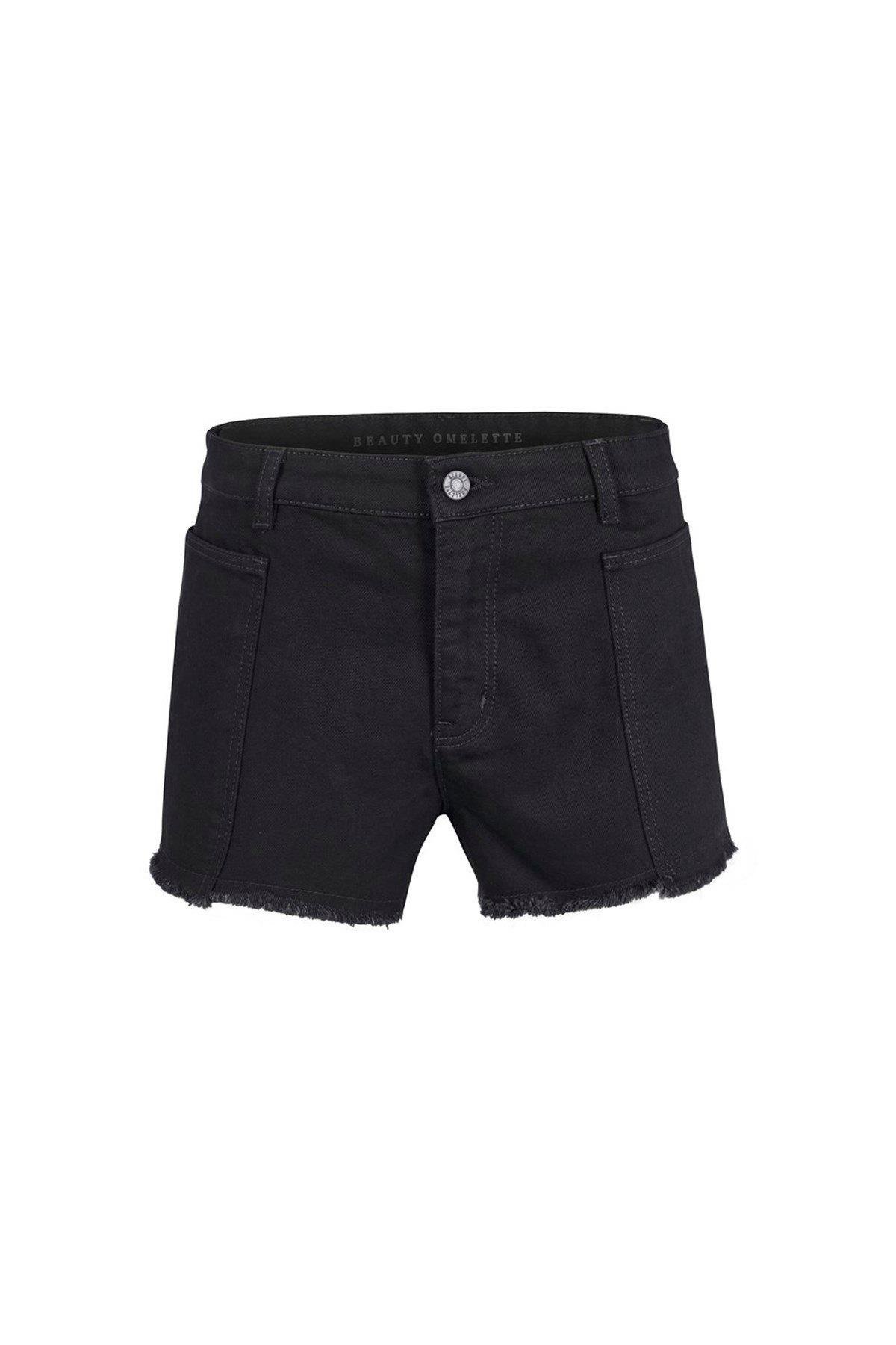 Siyah Cep Detaylı Püsküllü Jean Şort