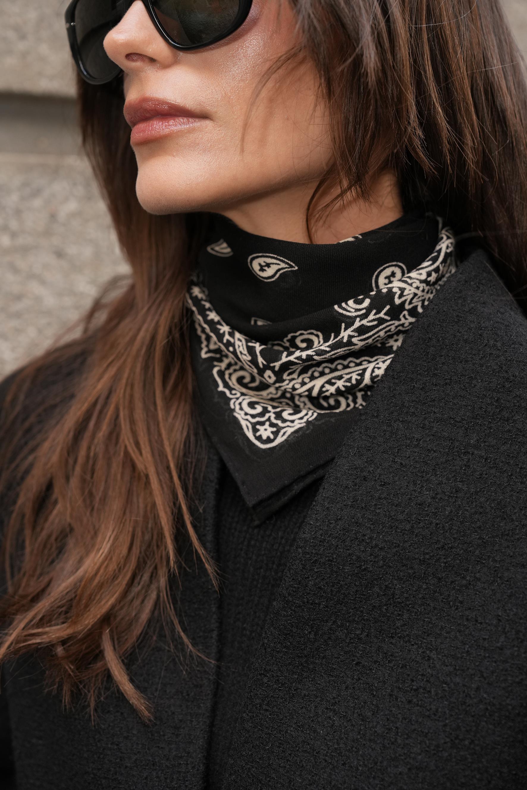 Siyah Şal Desen 55 X 55 Yün Şal