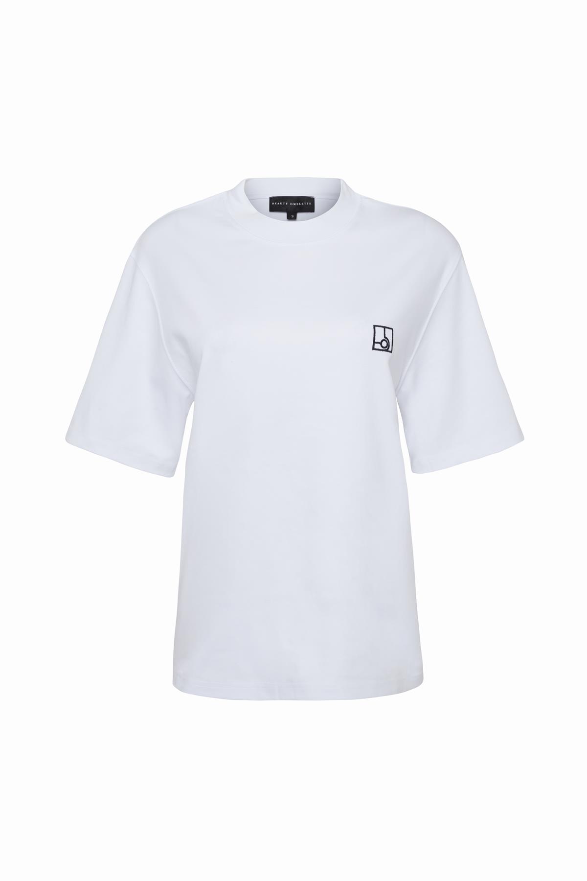 Beyaz Logo Nakışlı Boyfriend Tshirt
