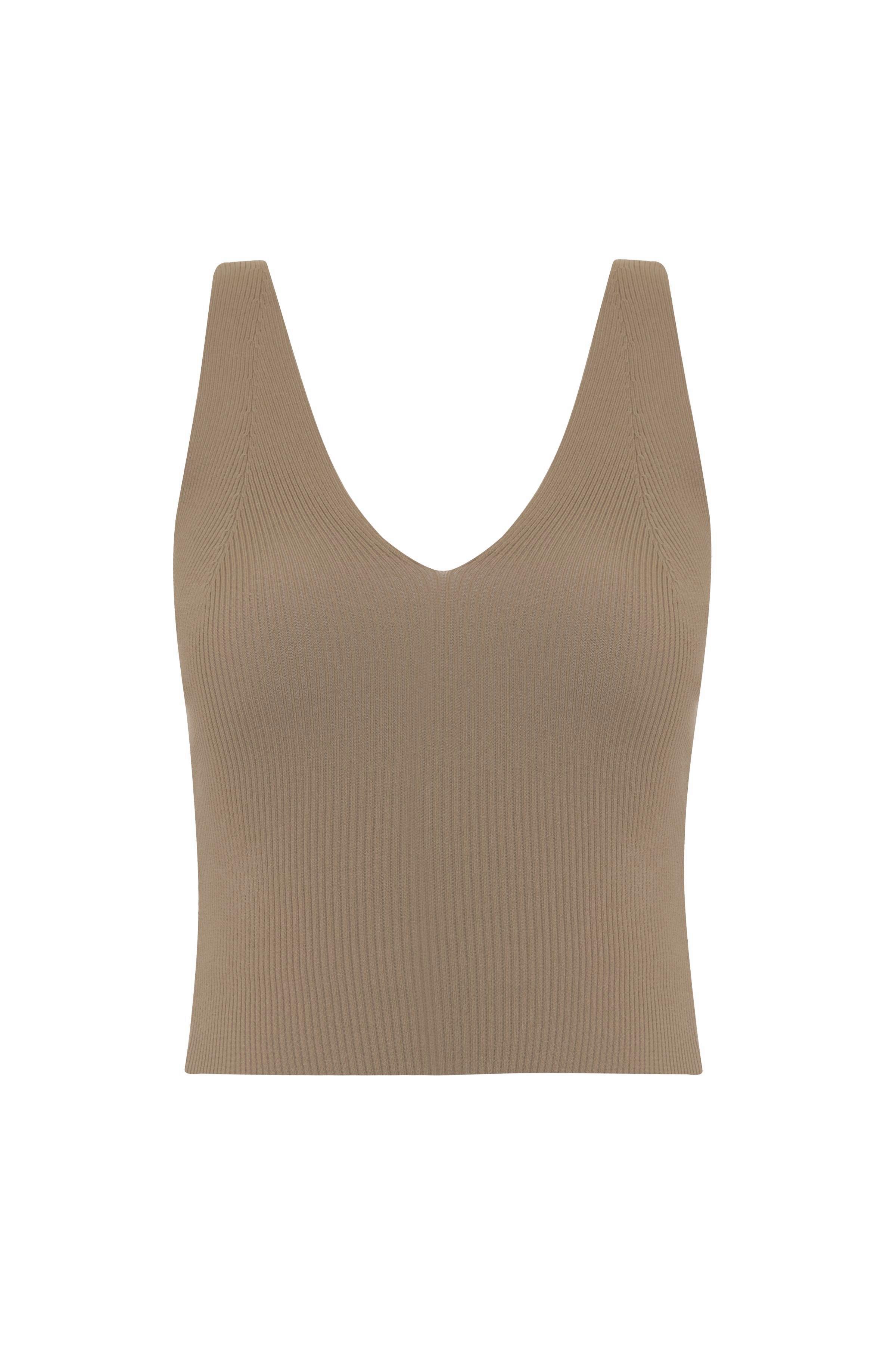 Camel V Yaka Ribli Triko Atlet