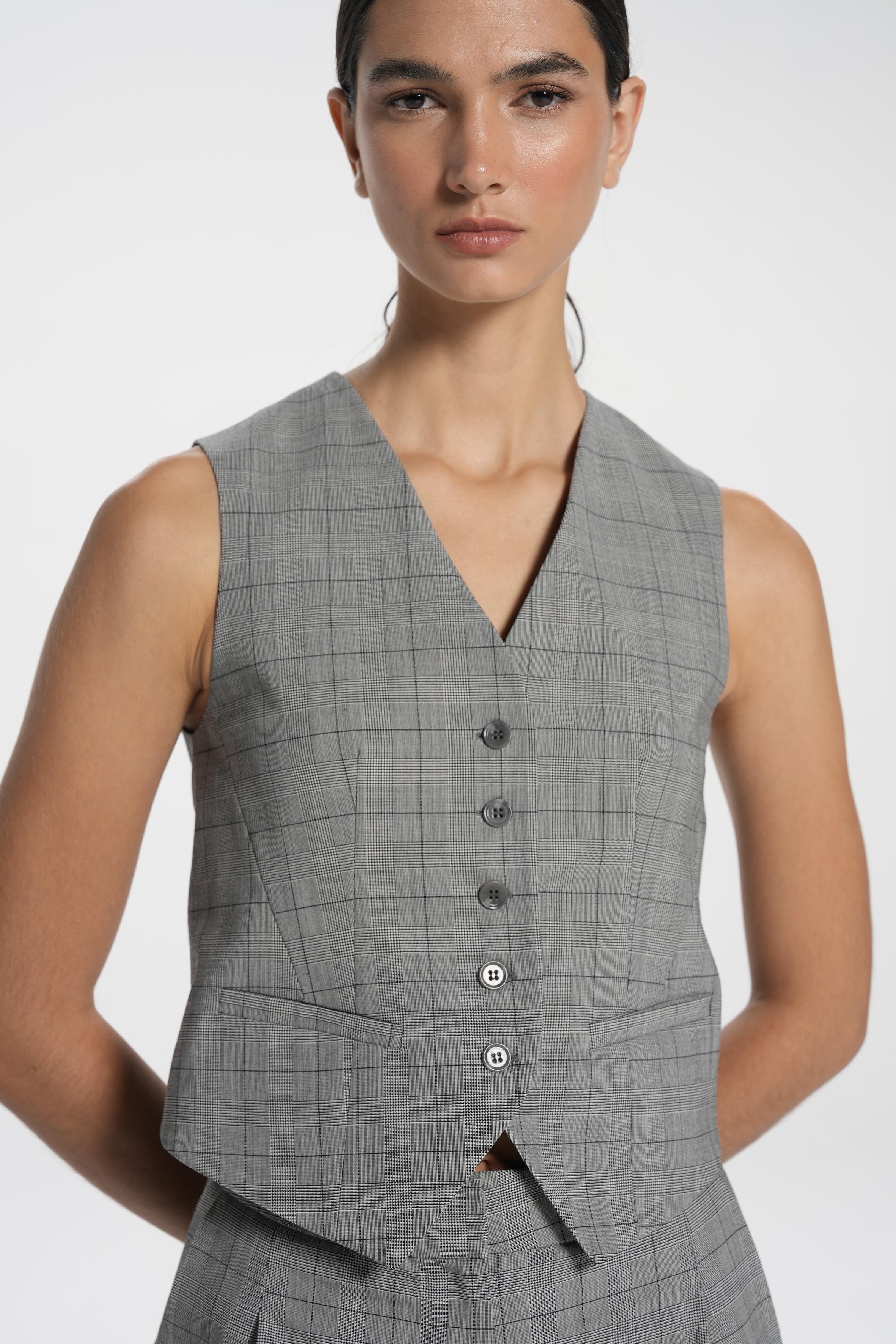 Gri Kareli V Yaka Yünlü Yelek