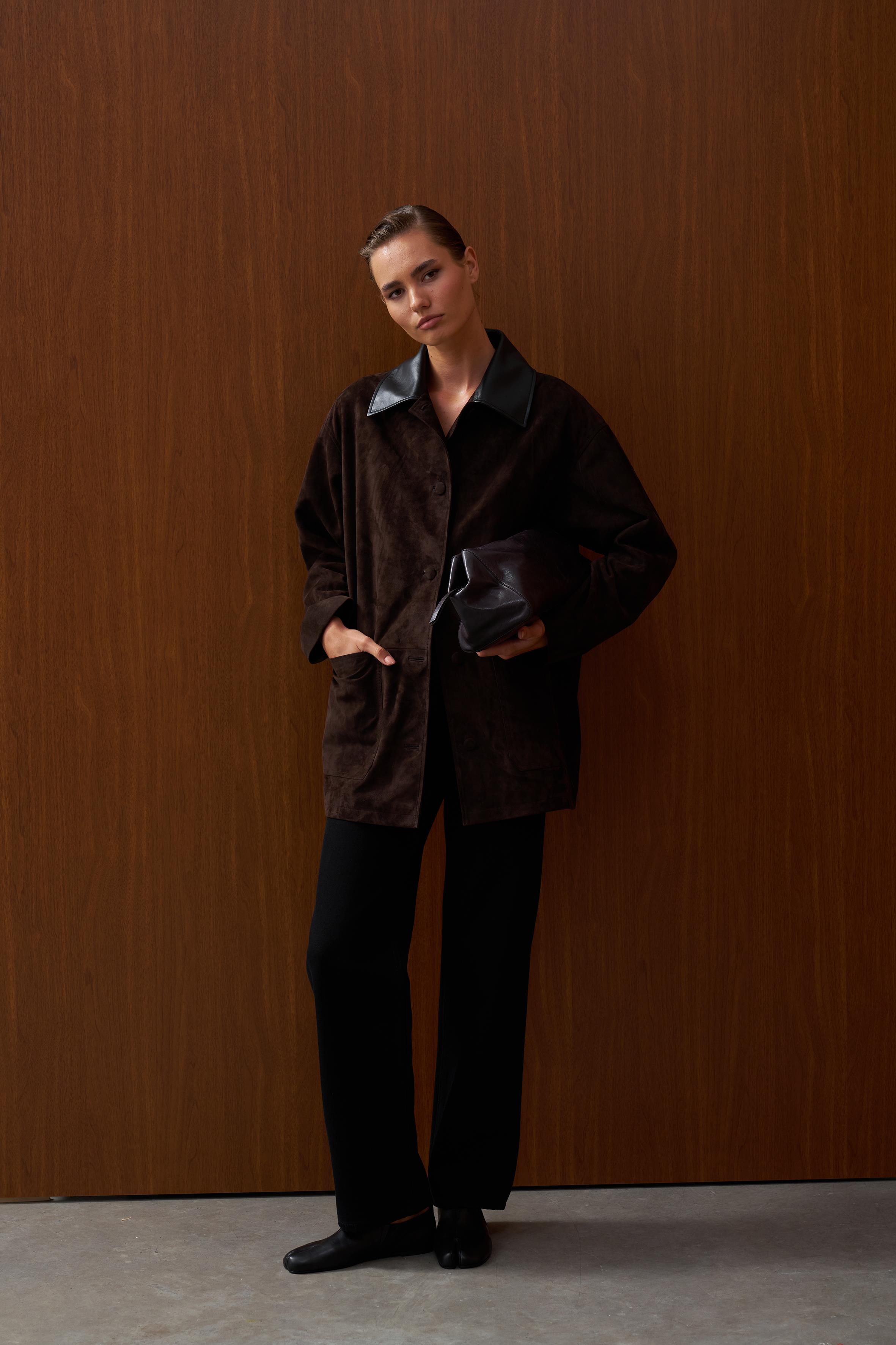 Kahverengi Kontrast Yaka Detaylı Süet Midi Ceket