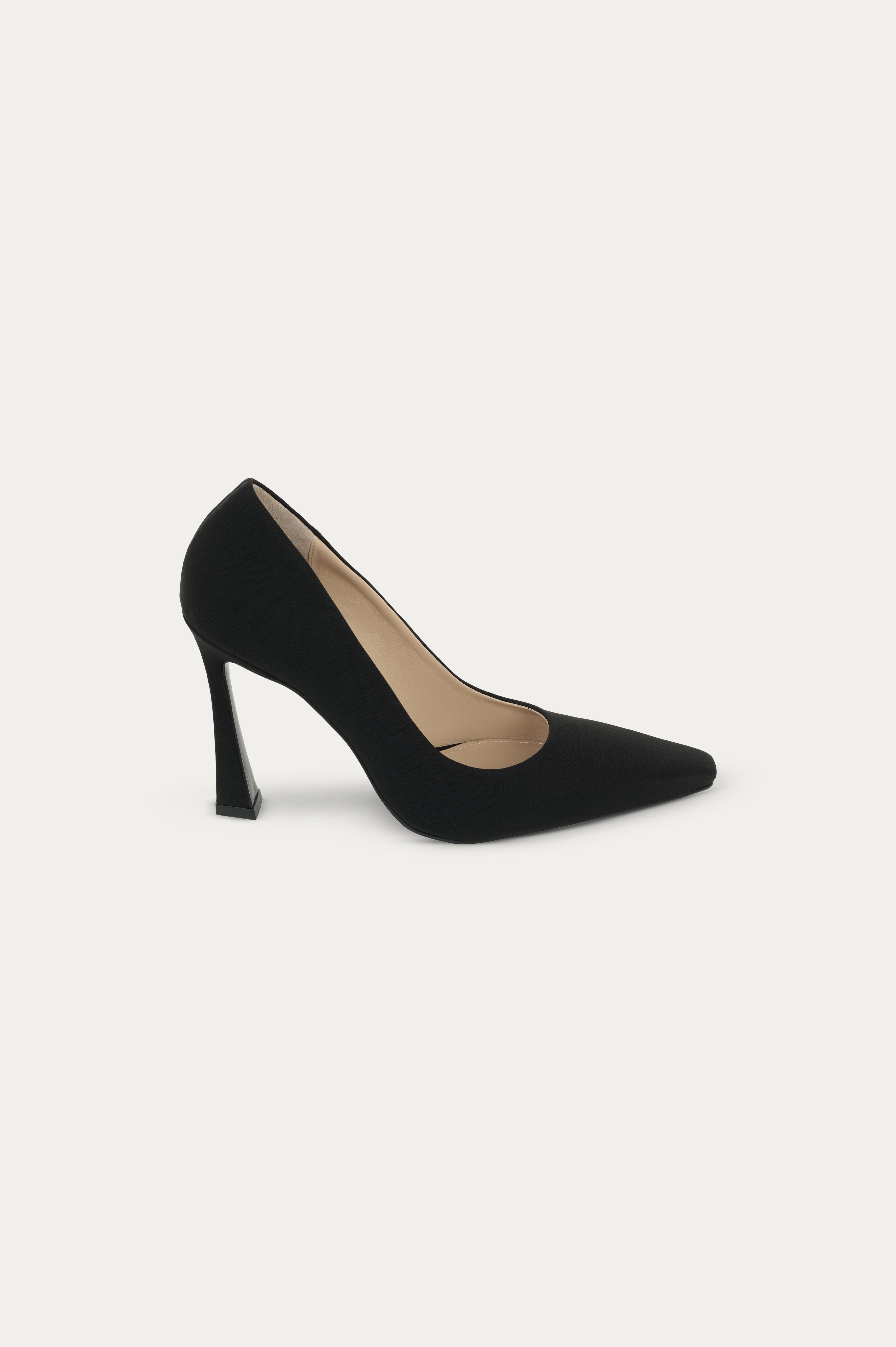 Siyah Küt Burun Scuba Stiletto