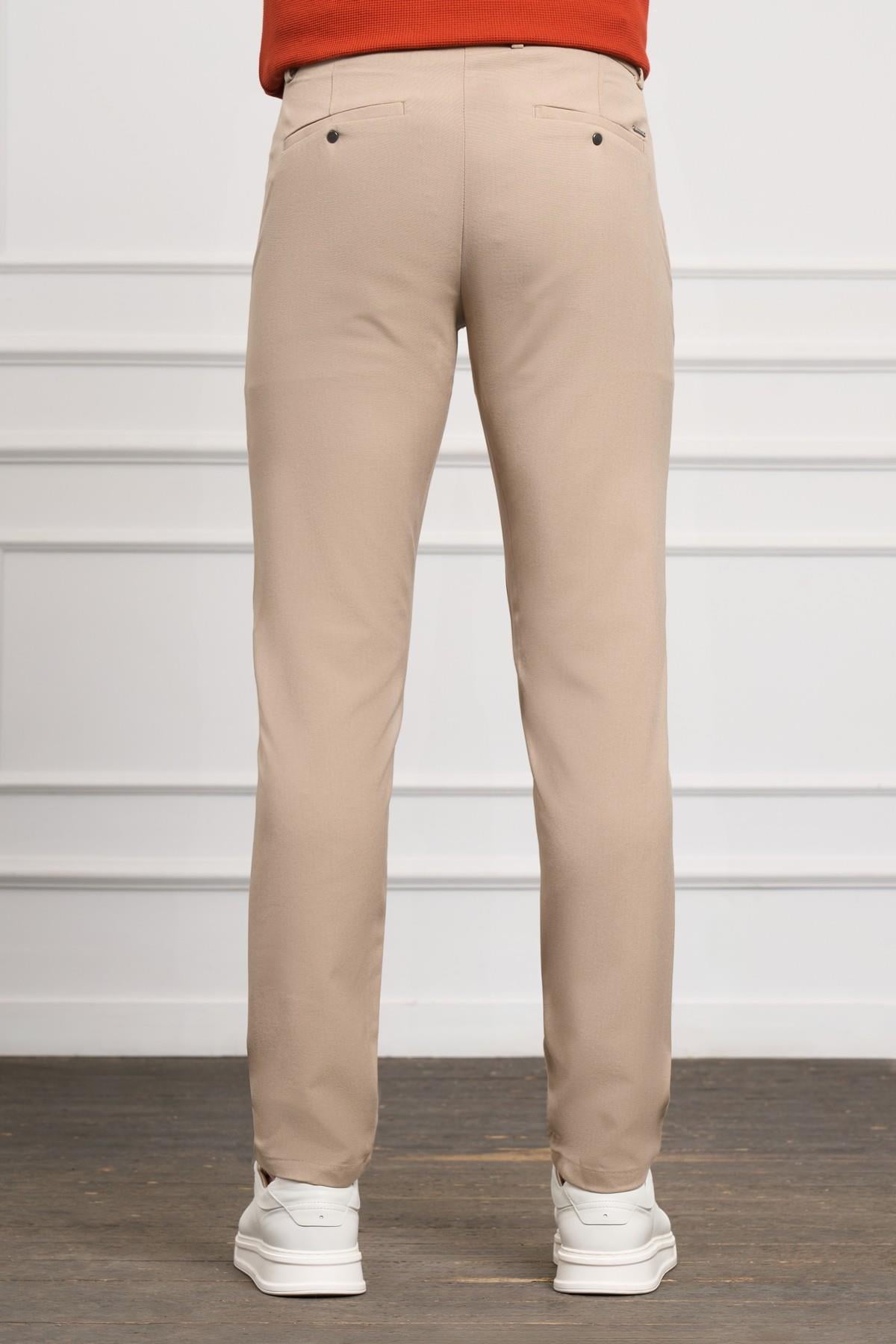 Bej Slim Fit Dar Kesim Yan Cep Bağcıklı Jogger Erkek Pantolon