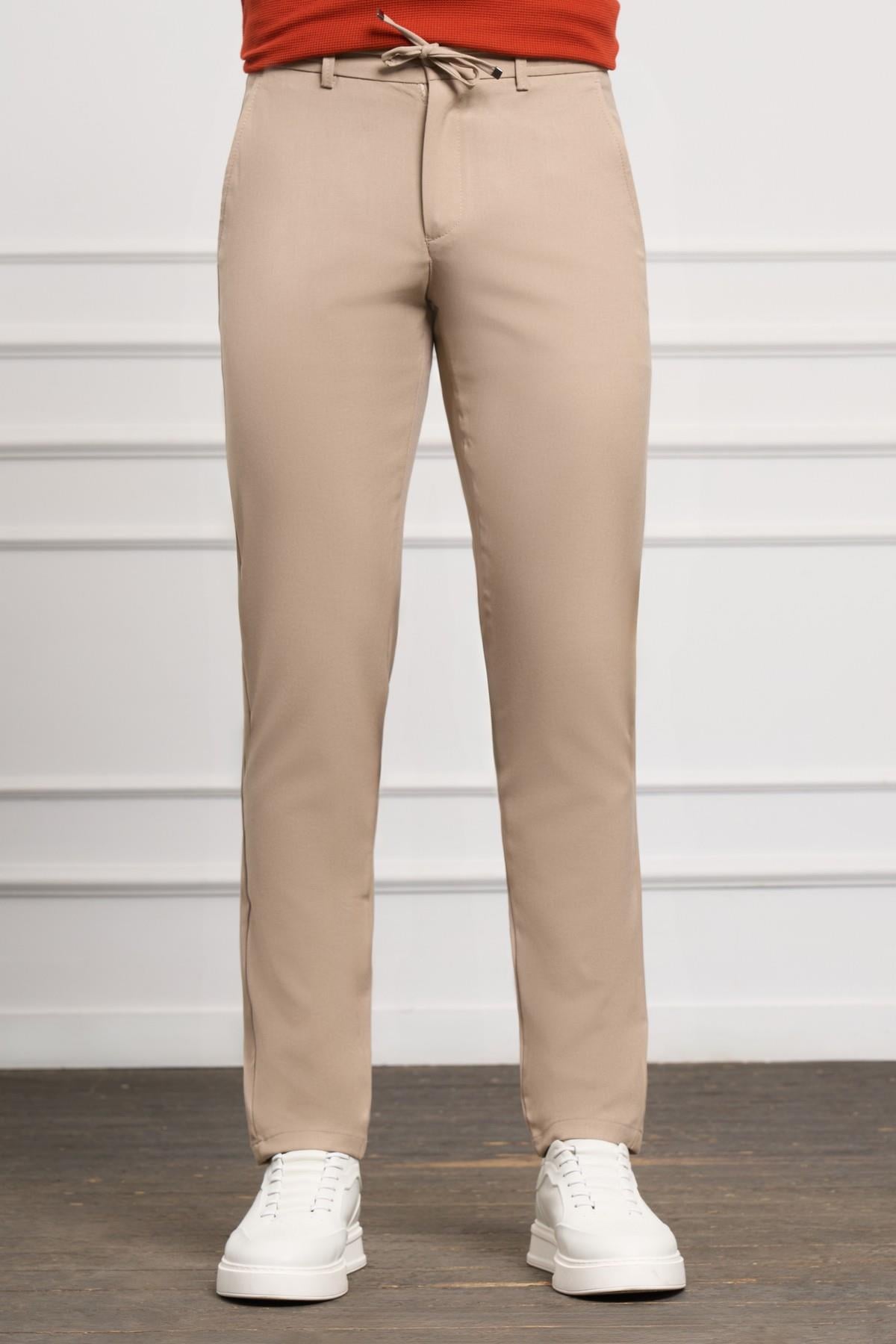Bej Slim Fit Dar Kesim Yan Cep Bağcıklı Jogger Erkek Pantolon