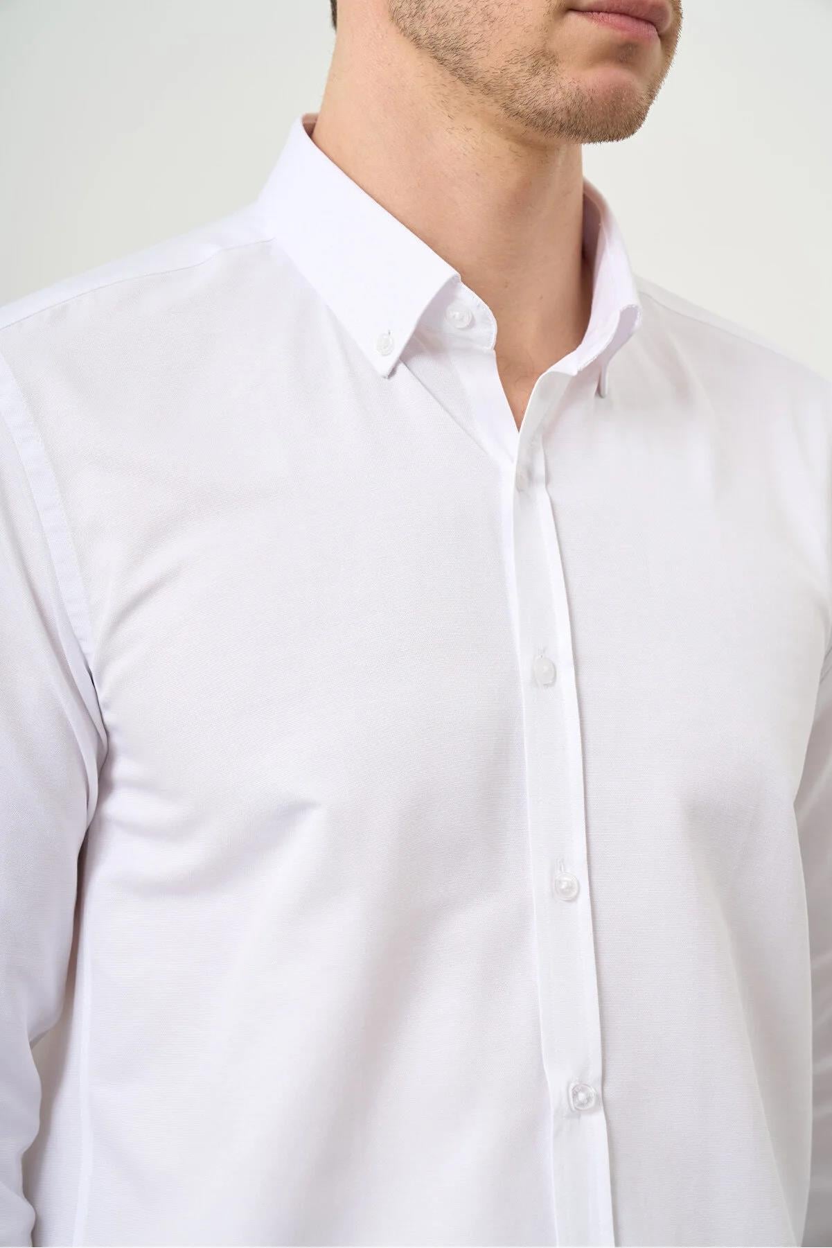 Beyaz Düğmeli Yaka Kolay Ütülenebilir Oxford Pamuklu Slim Fit Gömlek
