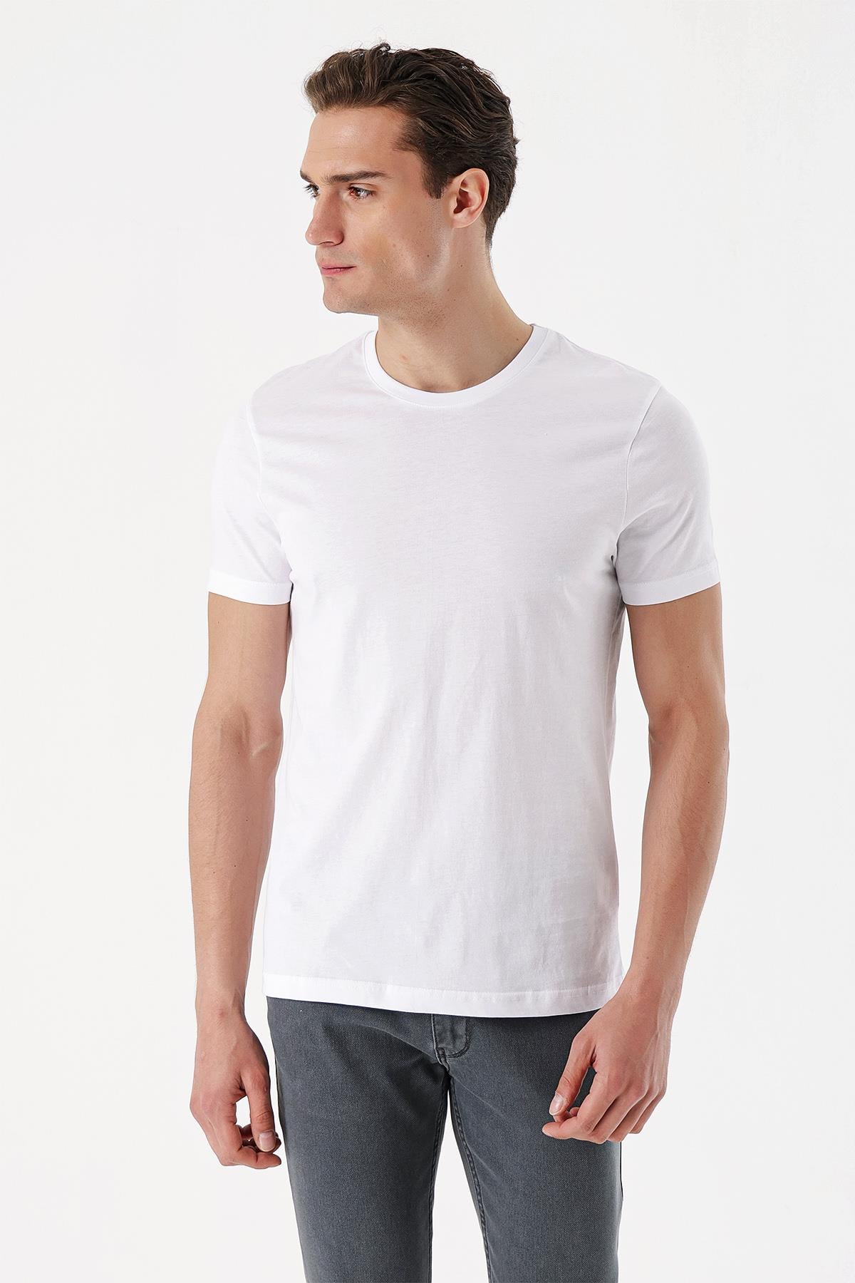 Erkek Beyaz Basic Düz %100 Pamuk Bisiklet Yaka Slim Fit Dar Kesim Kısa Kollu Tişört