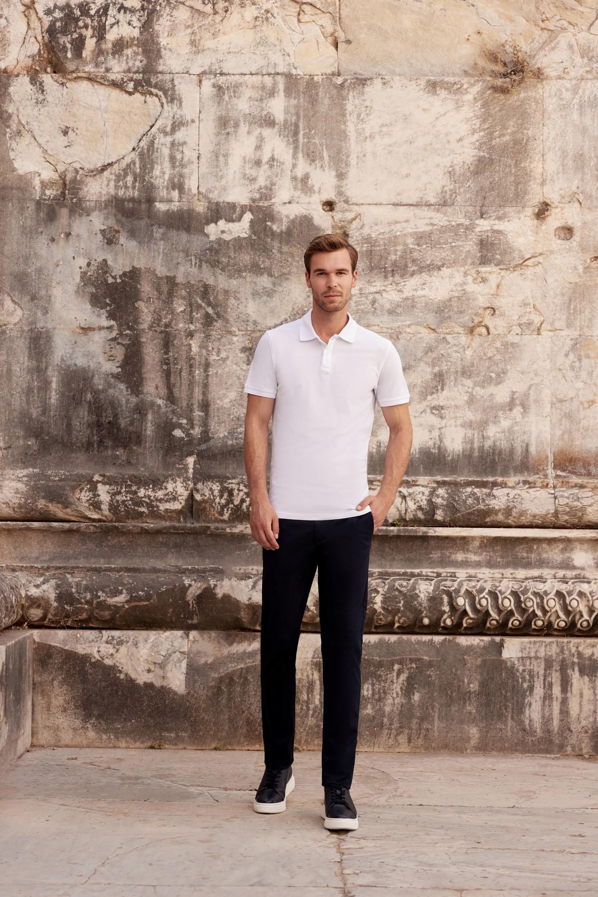 Erkek Beyaz Basic Düz %100 Pamuk Slim Fit Dar Kesim Kısa Kollu Polo Yaka Tişört
