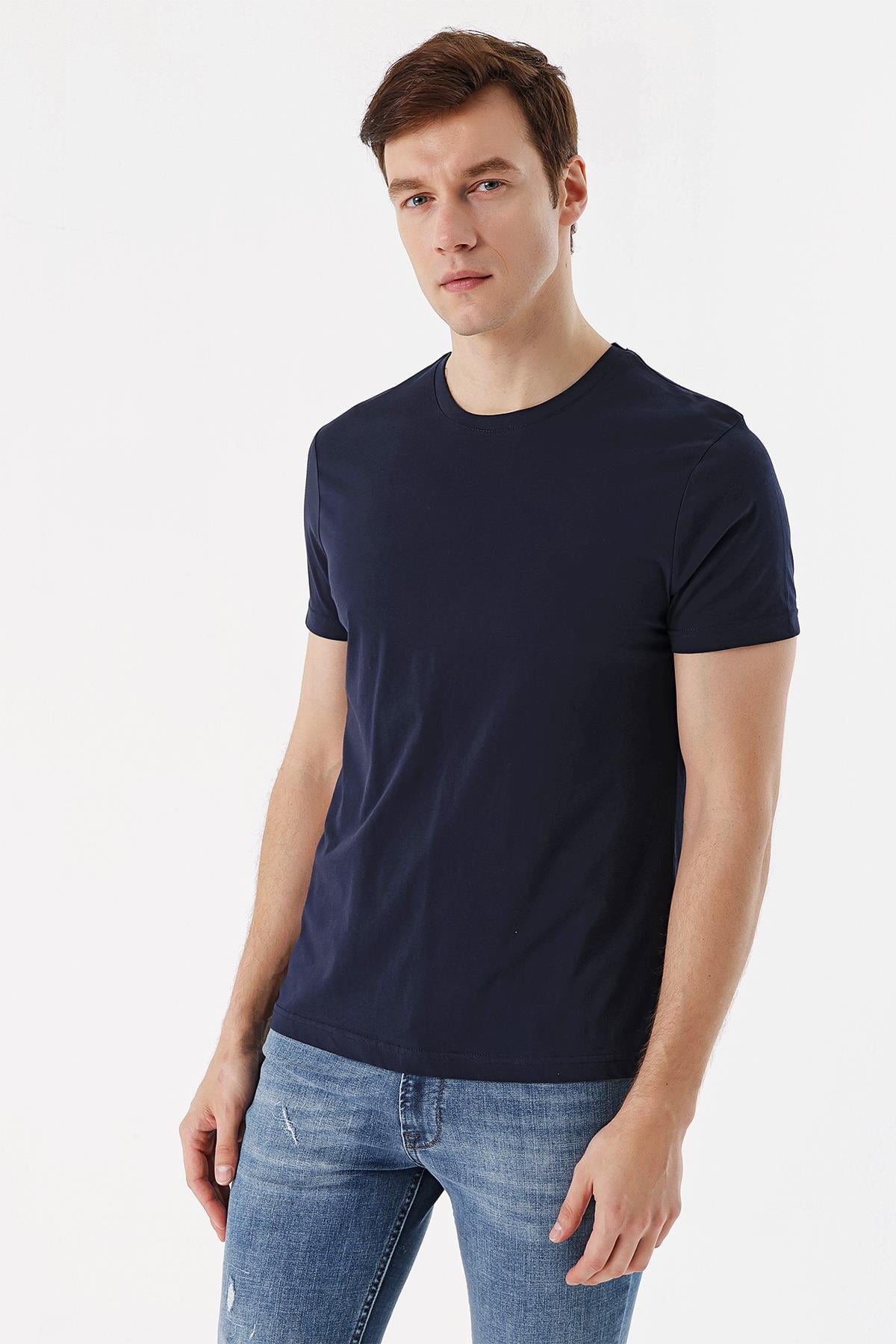Erkek Lacivert Basic Düz %100 Pamuk Bisiklet Yaka Slim Fit Dar Kesim Kısa Kollu Tişört