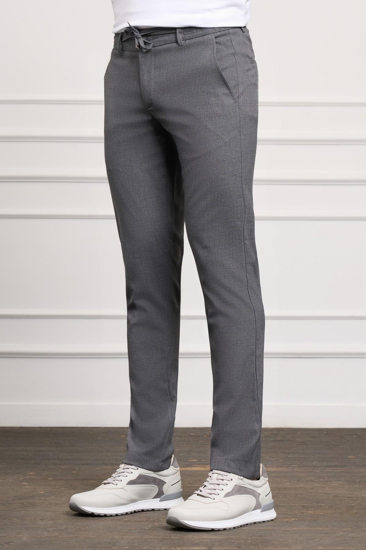 Gri Slim Fit Dar Kesim Yan Cep Bağcıklı Jogger Erkek Pantolon