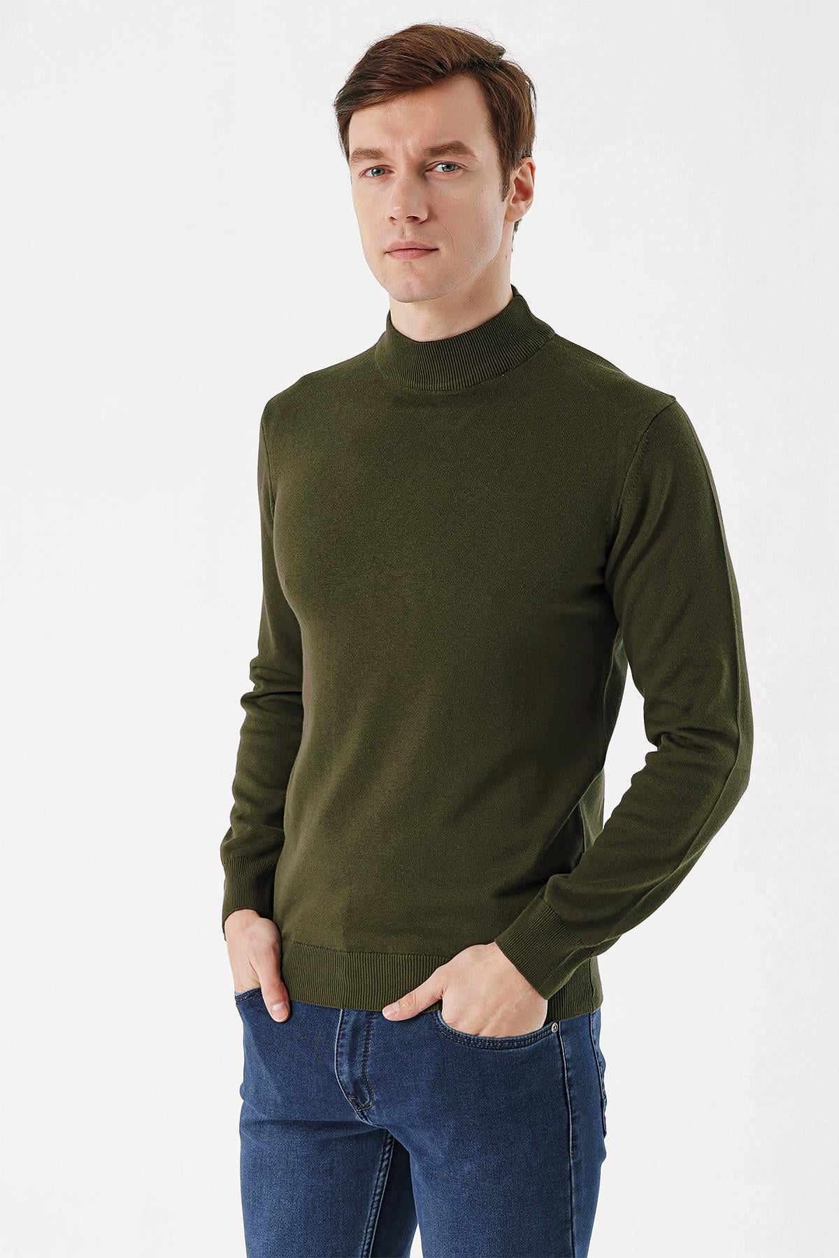 Haki Basic Dinamik Fit Rahat Kesim Yarım Balıkçı Yaka Triko Kazak