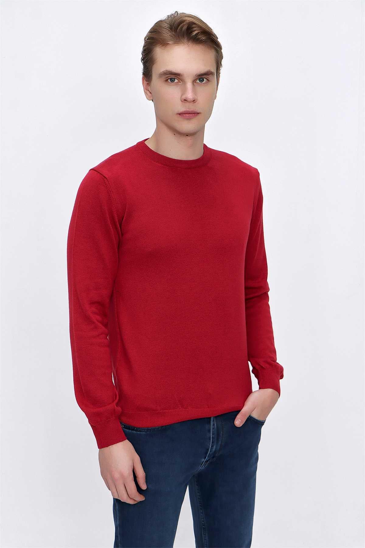 Kırmızı Basic Dinamik Fit Rahat Kesim Bisiklet Yaka Triko Kazak