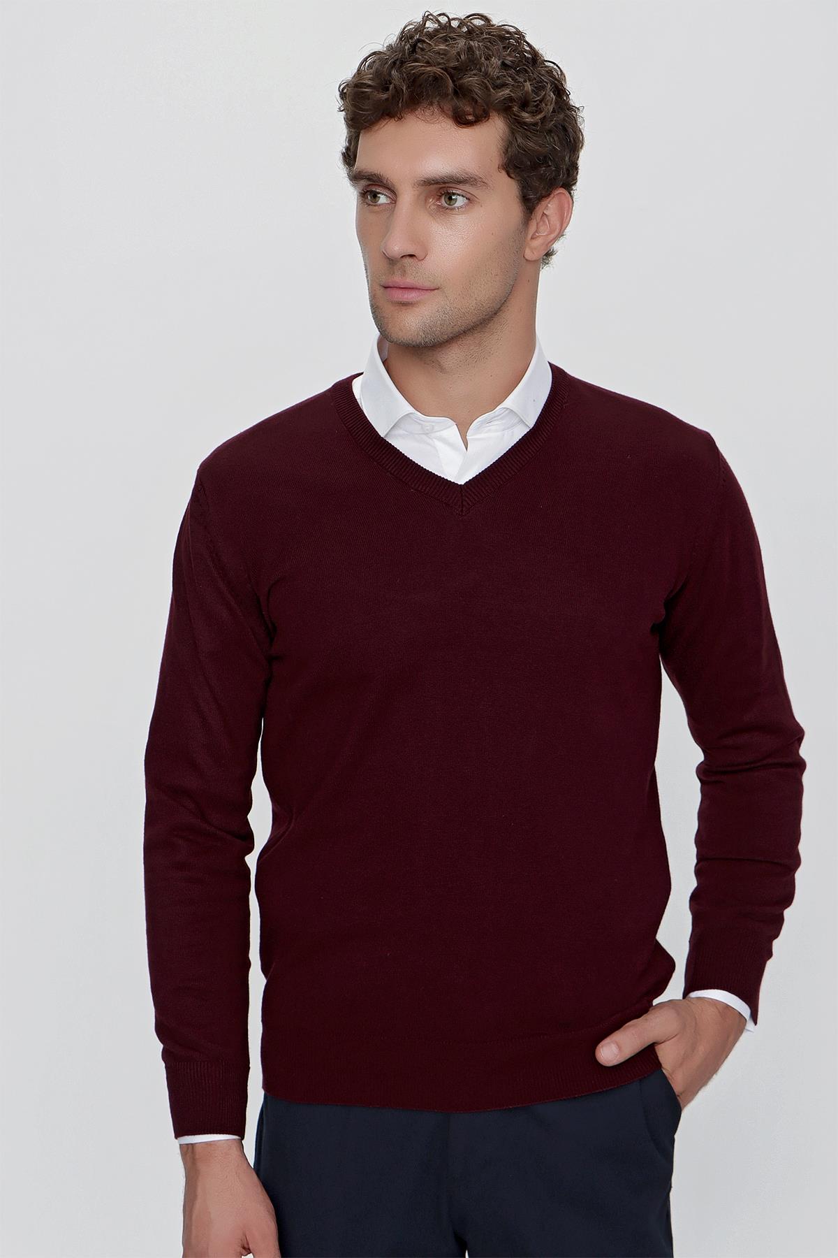 Koyu Bordo Basic Dinamik Fit Rahat Kesim V Yaka Triko Kazak