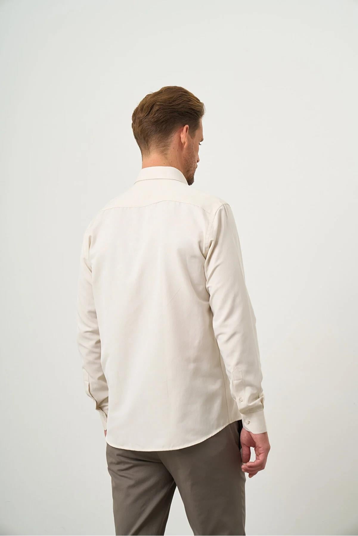 Kremrengi Düğmeli Yaka Kolay Ütülenebilir Oxford Pamuklu Slim Fit Gömlek