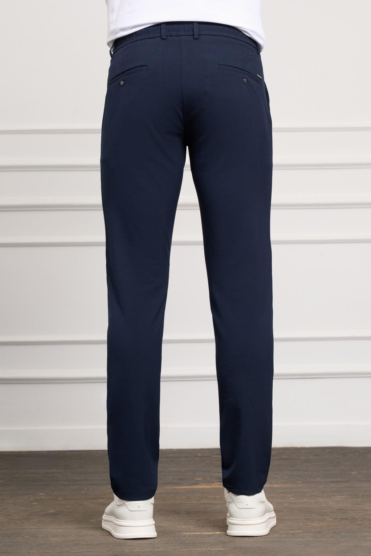 Lacivert Slim Fit Dar Kesim Yan Cep Bağcıklı Jogger Erkek Pantolon