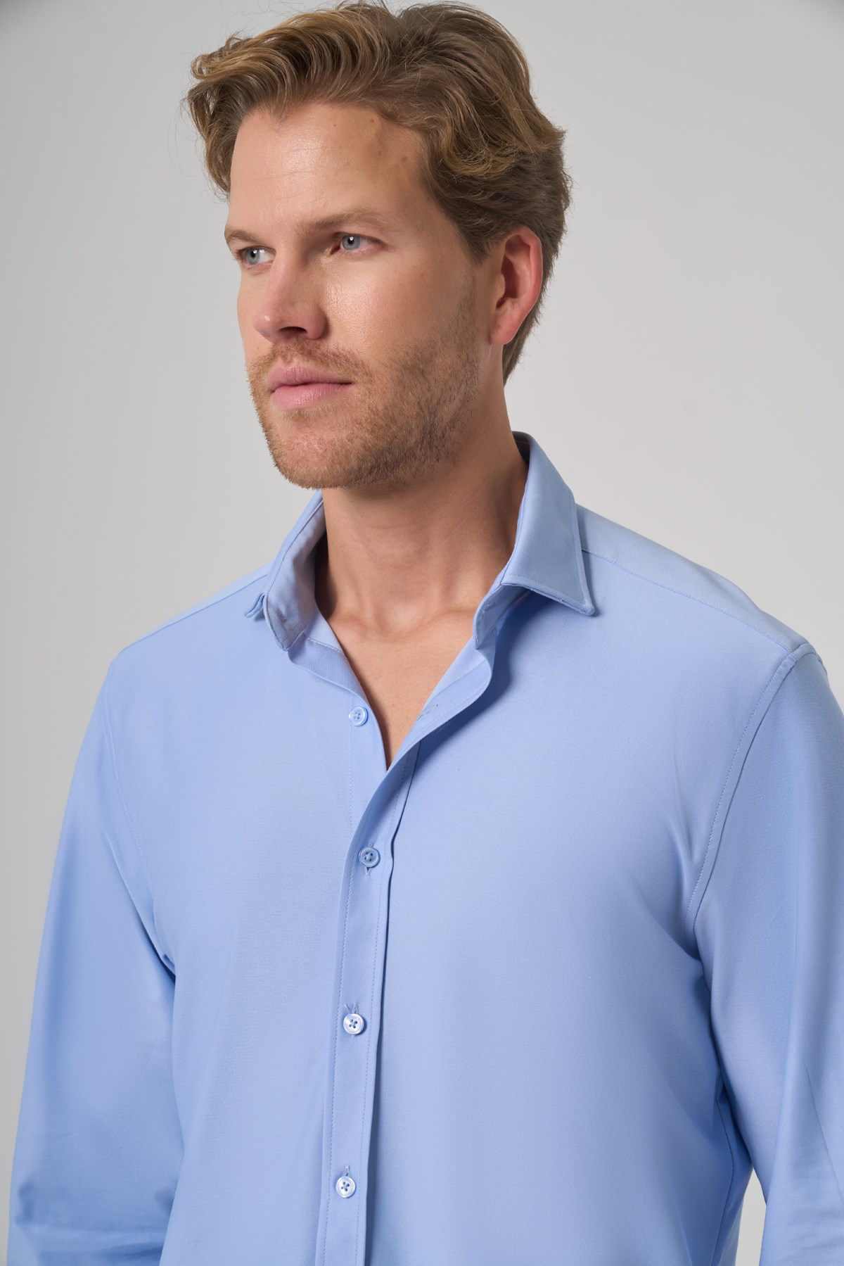 Morven Erkek A. MAVİ Trend Düz Slim Fit Tam İtalyan Yaka Relaxible Gömlek