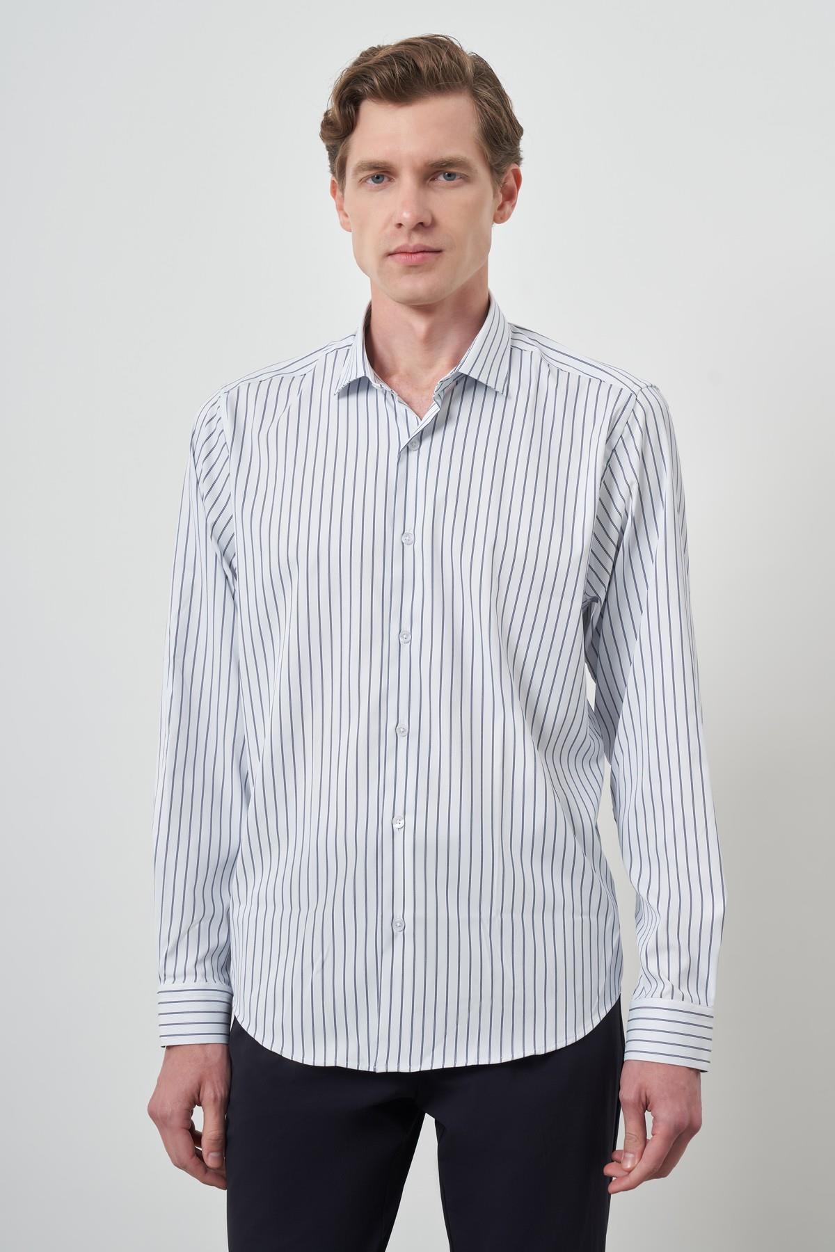 Morven Erkek A-Beyaz Trend Çizgili Slim Fit İtalyan Yaka Gömlek