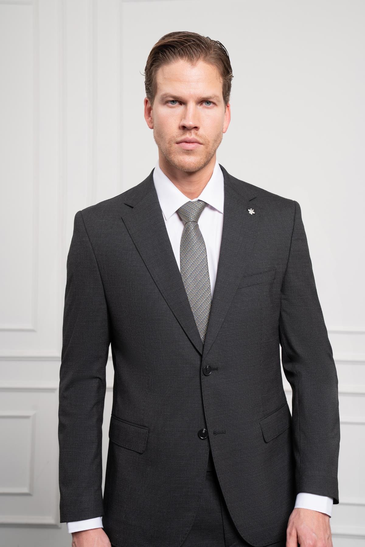 Morven Erkek Antrasit Trend Yünlü Dynamic Fit Rahat Kesim Mono Yaka Takım Elbise