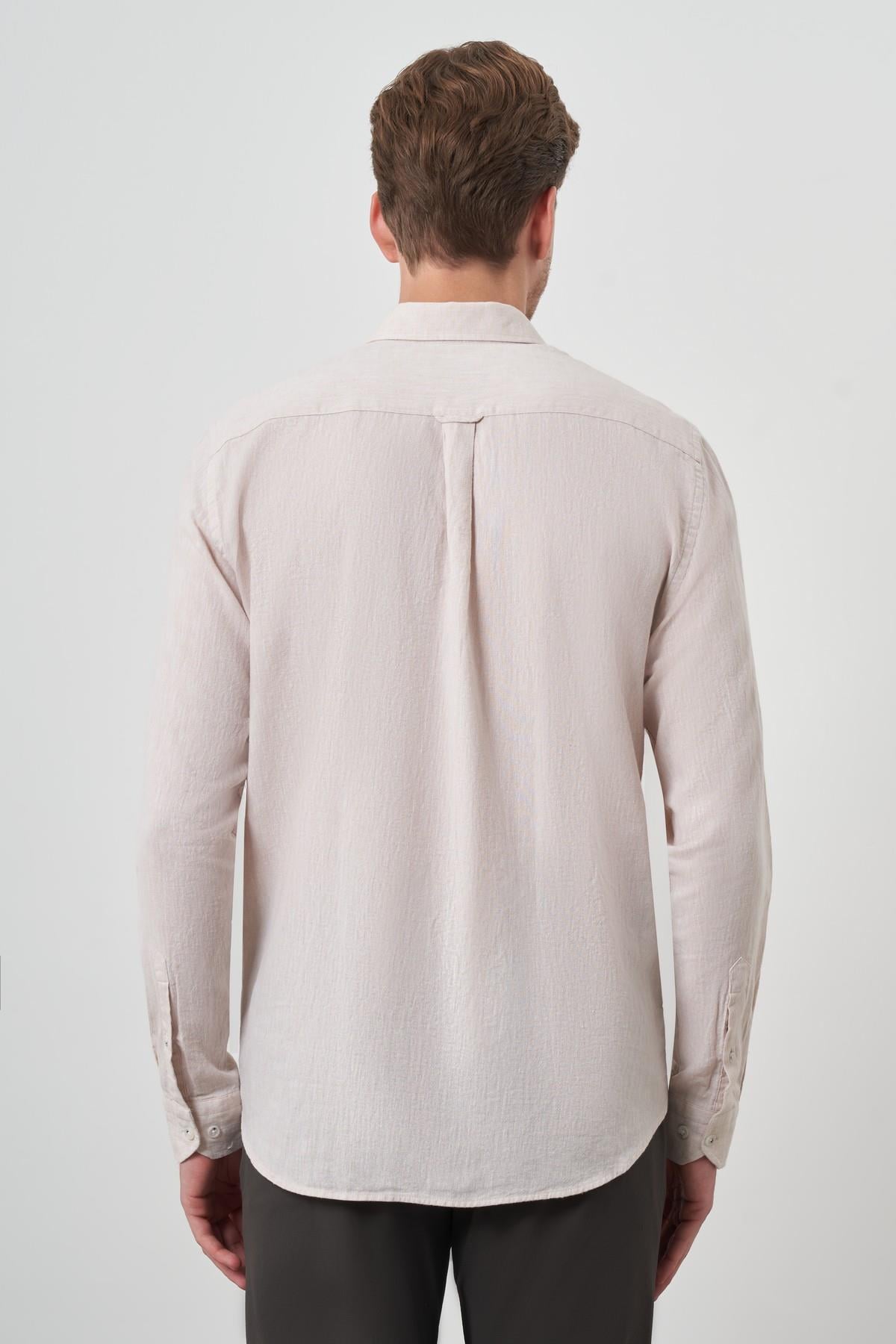 Morven Erkek Bej Keten Trend Dynamic Fit Düğmeli Yaka Gömlek