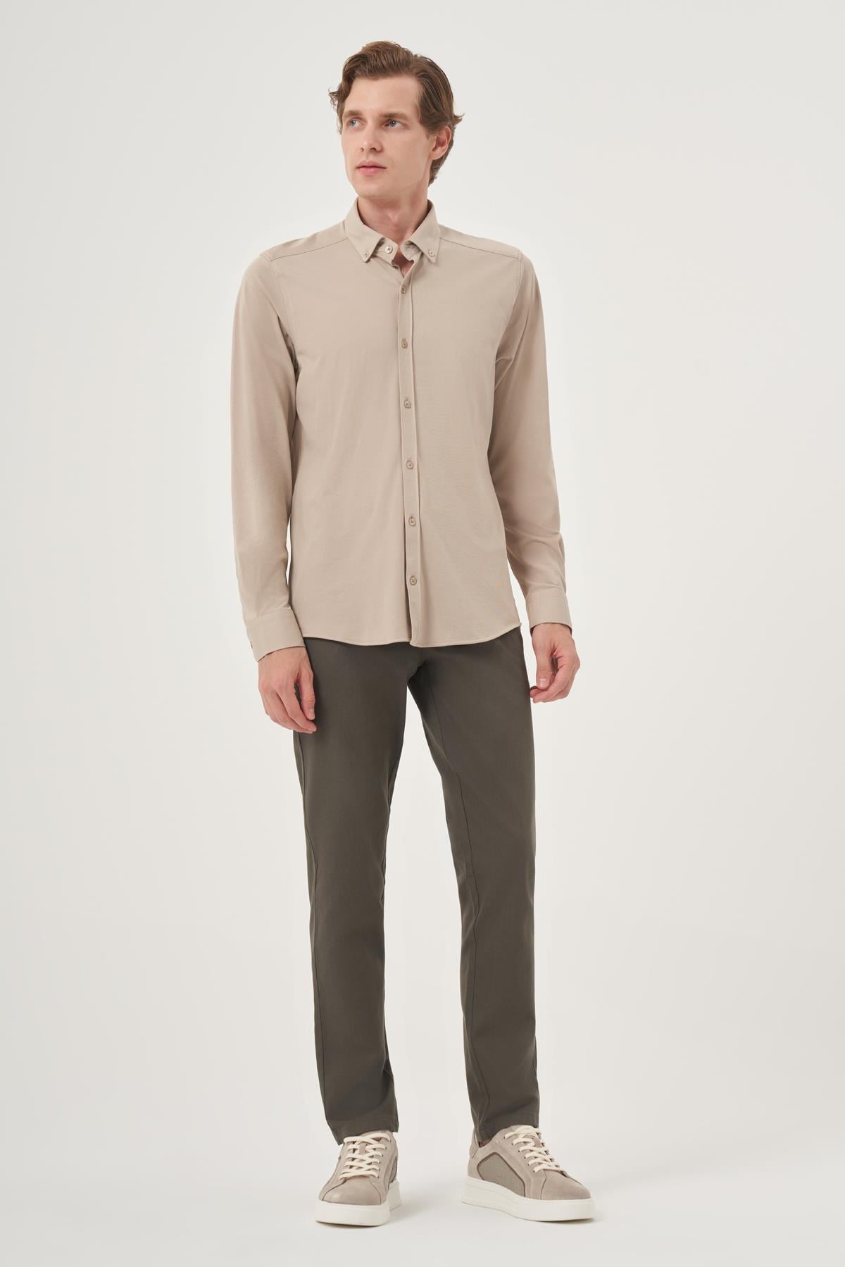 Morven Erkek Bej Örme Slim Fit Düğmeli Yaka Gömlek