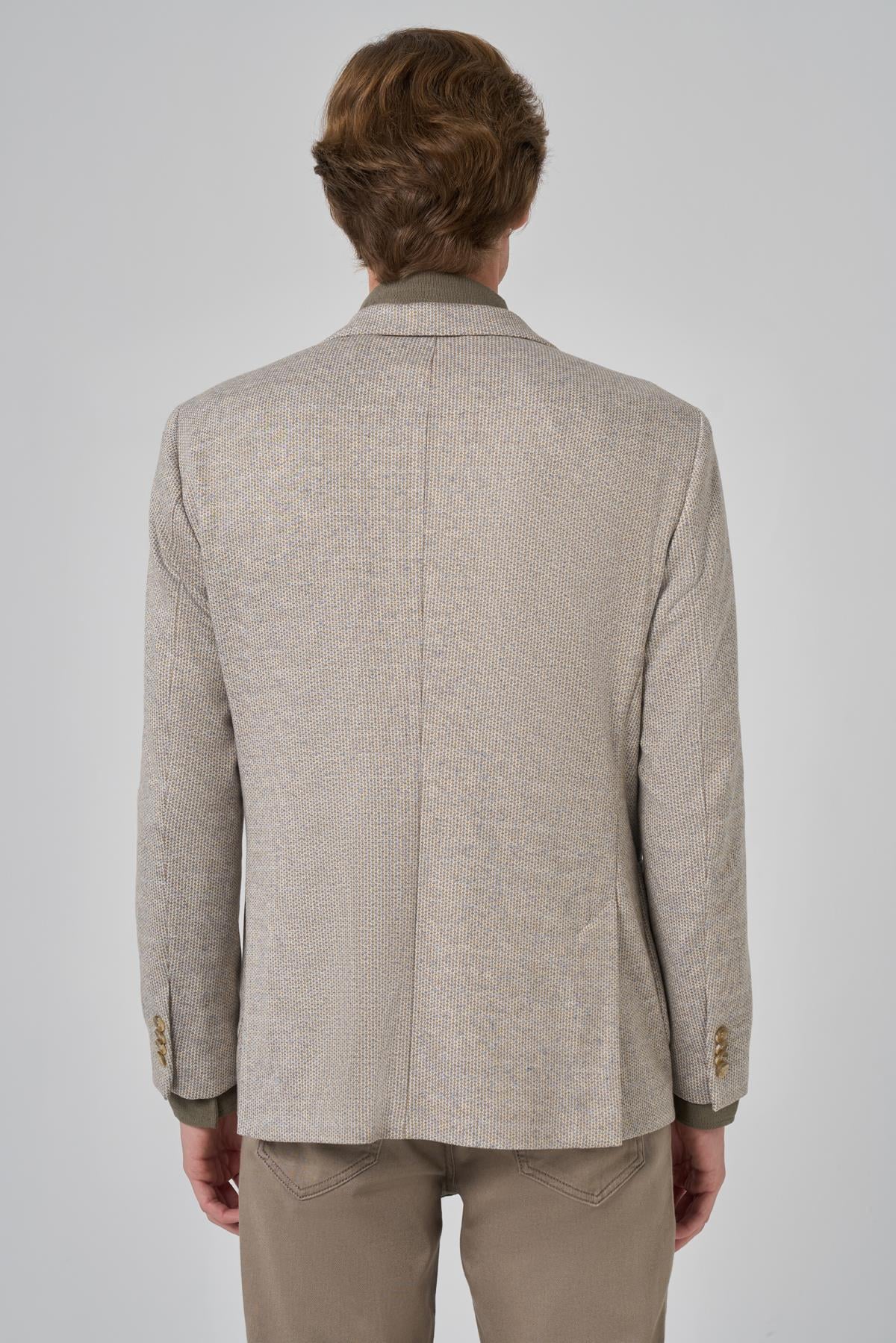 Morven Erkek Bej Örme Trend Desenli Slim Fit Mono Yaka Ceket