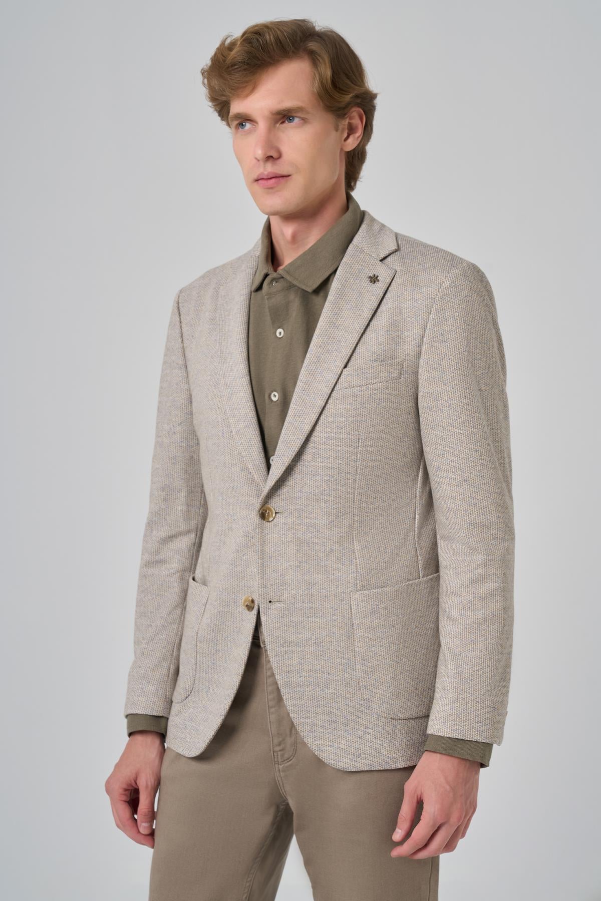 Morven Erkek Bej Örme Trend Desenli Slim Fit Mono Yaka Ceket